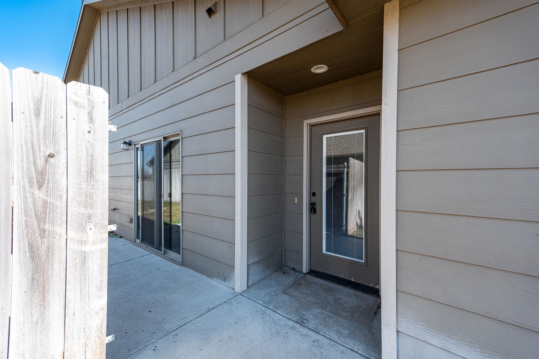 3512 E Sunflower Dr Property Photo 2