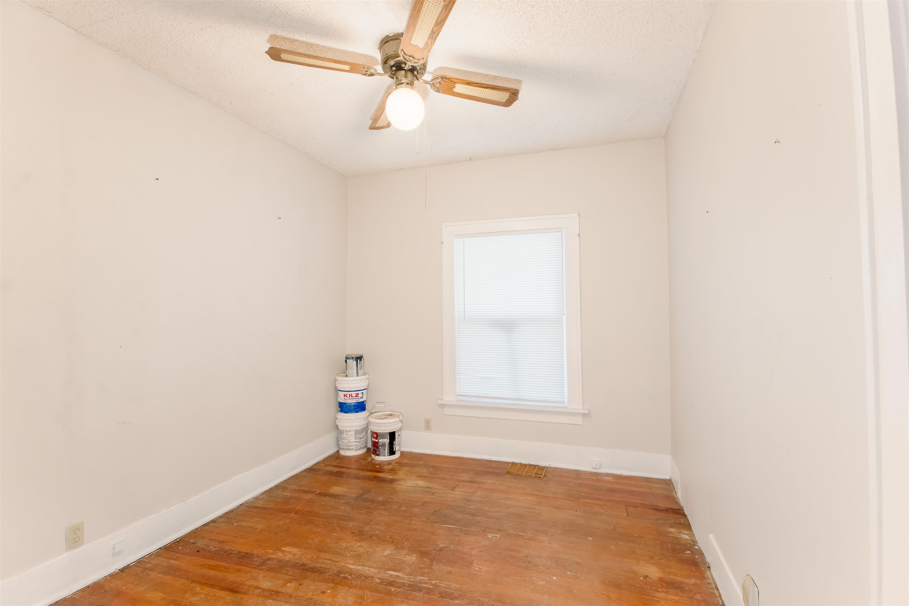 222 N Lorraine Ave Property Photo 15