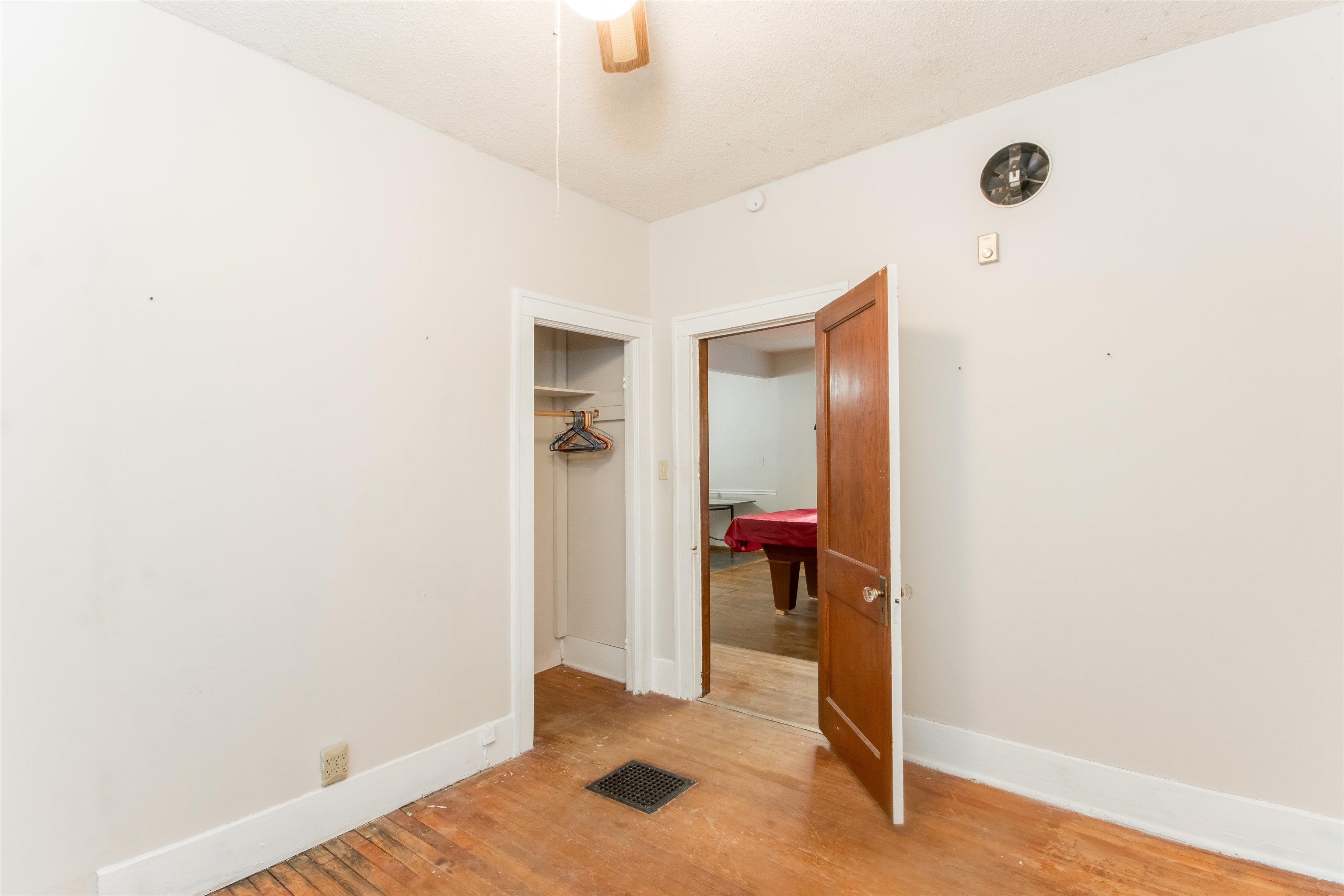 222 N Lorraine Ave Property Photo 16