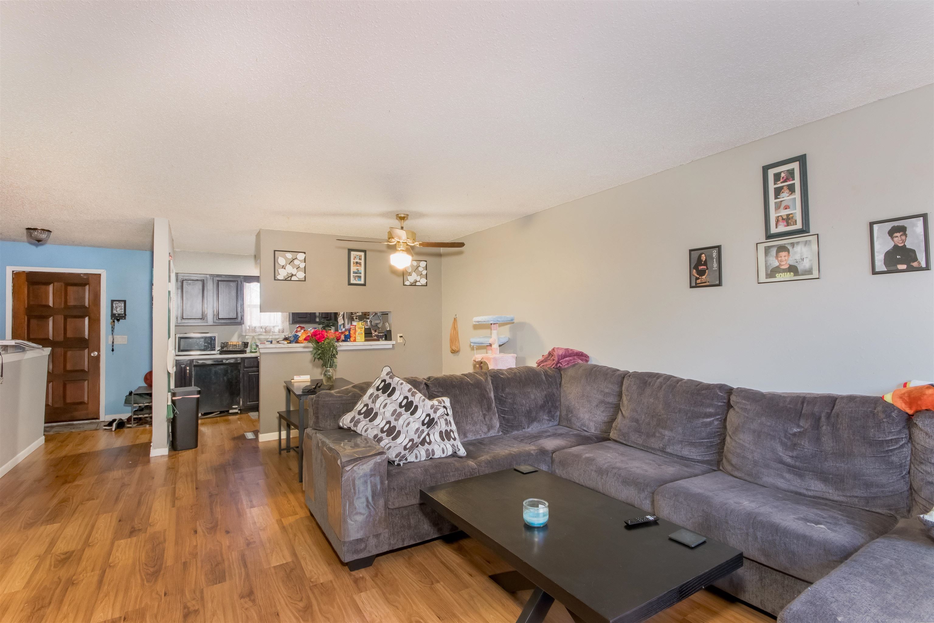 8726-8728 E Lakeland Cir Property Photo 2