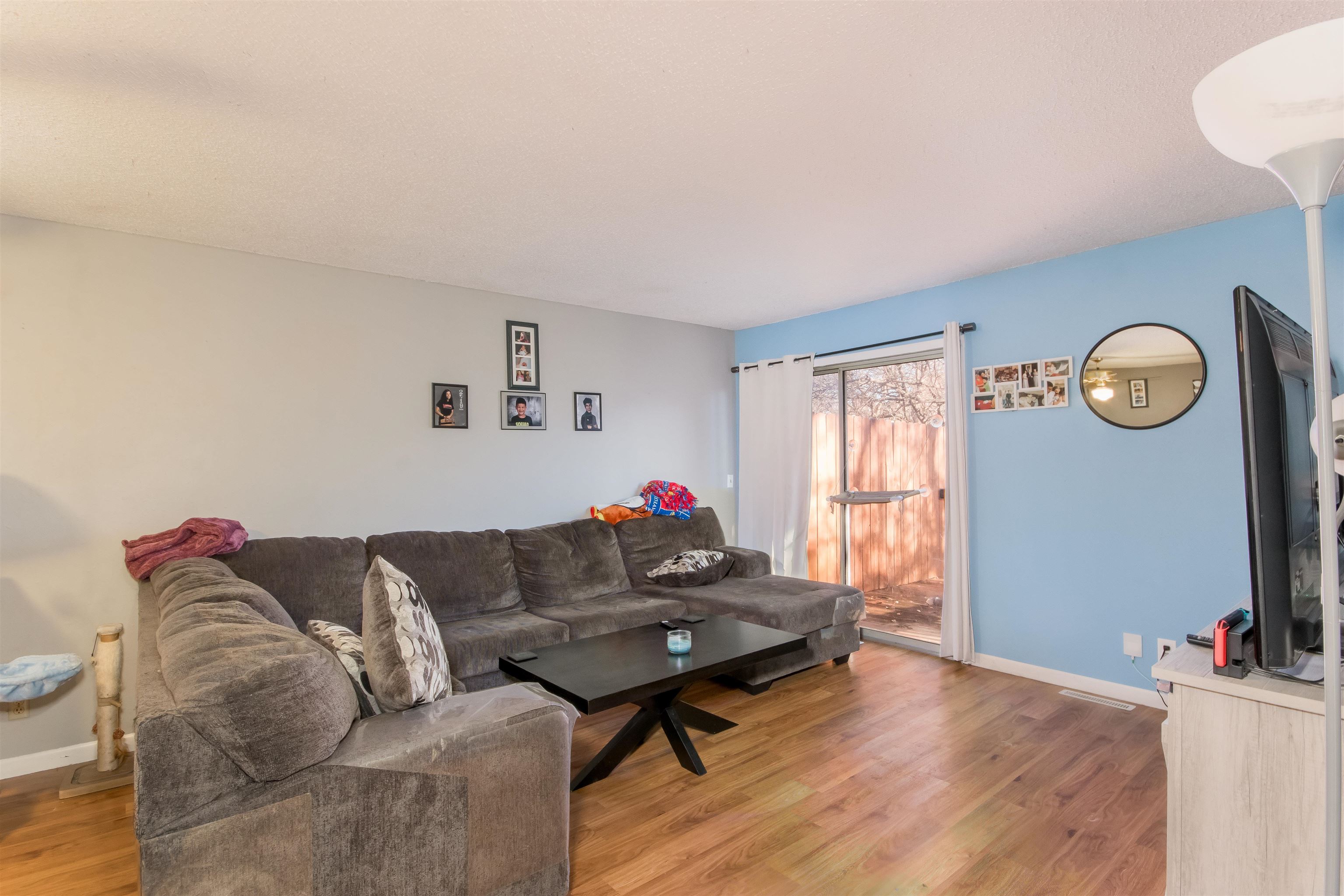 8726-8728 E Lakeland Cir Property Photo 3