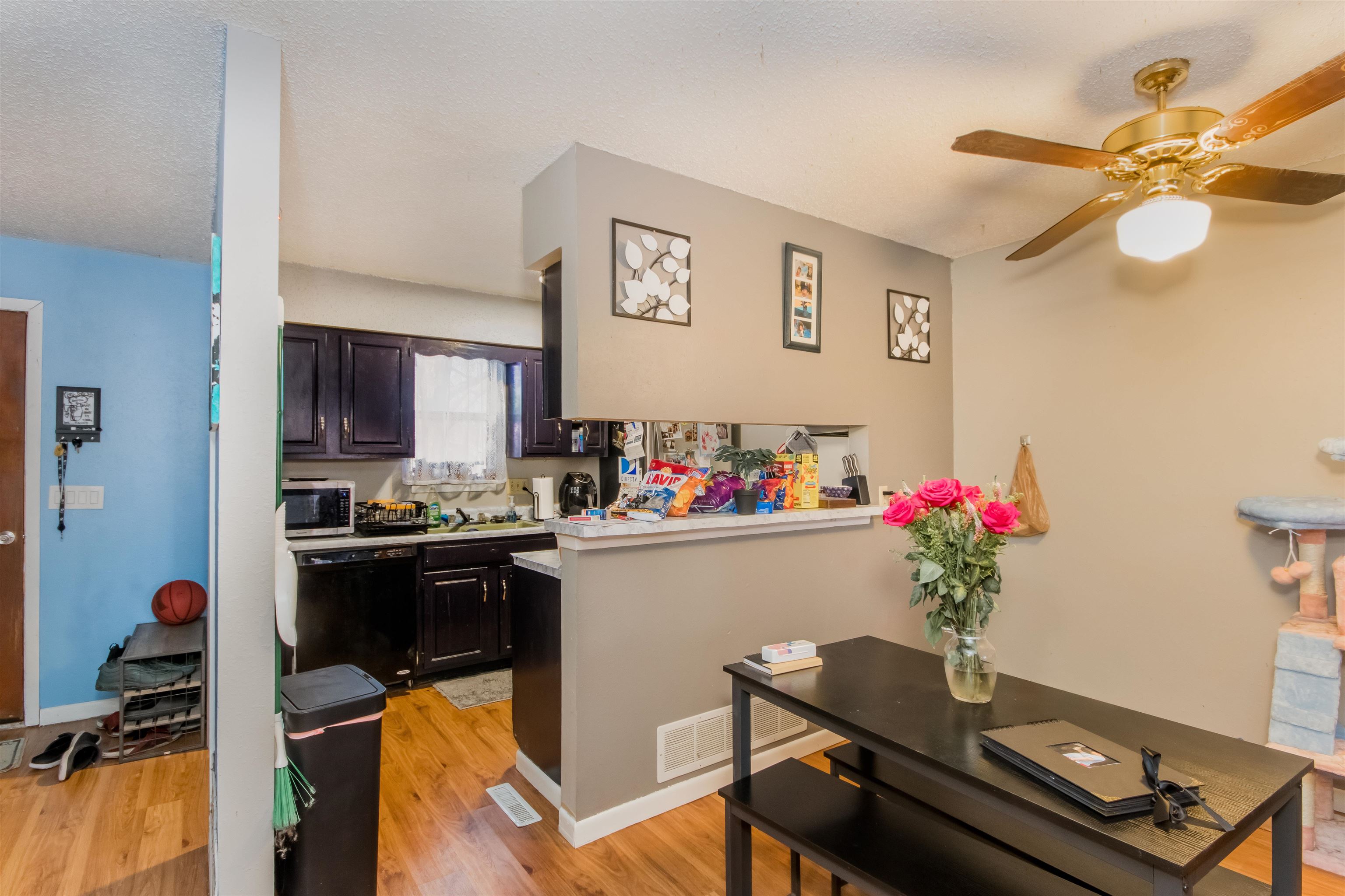 8726-8728 E Lakeland Cir Property Photo 4
