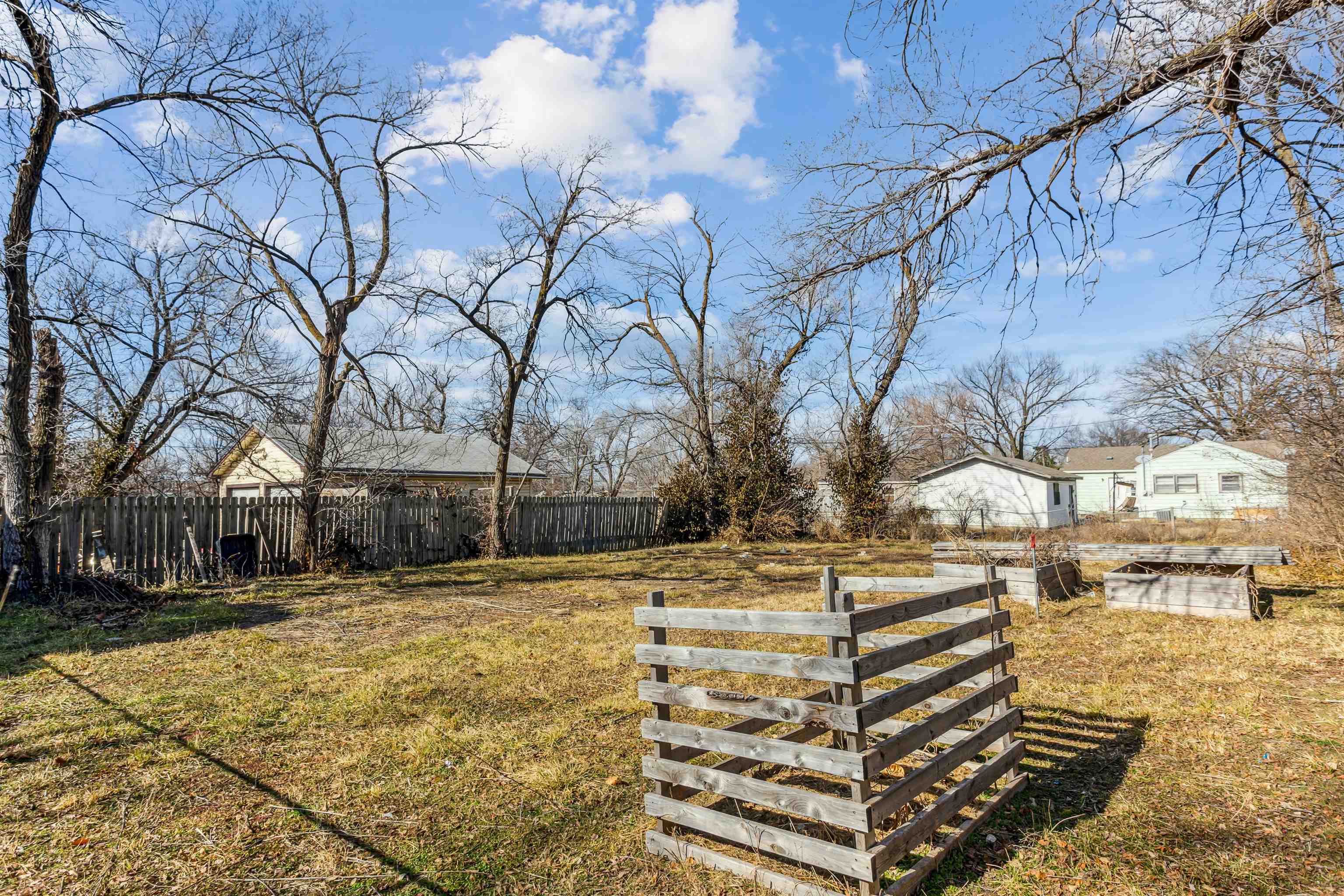 2700 Block E Ethel Property Photo 11