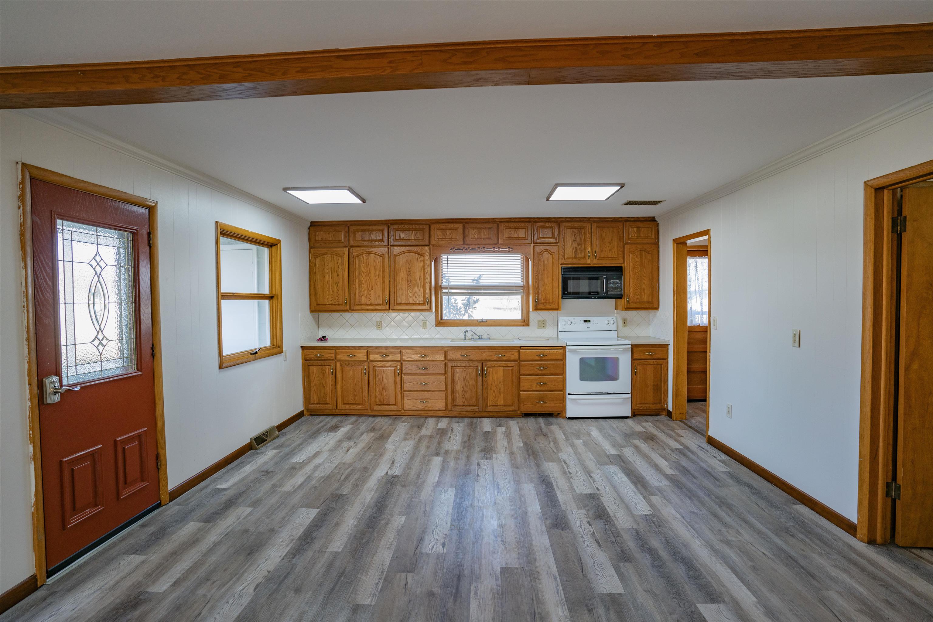 22584 2100 Rd Property Photo 10