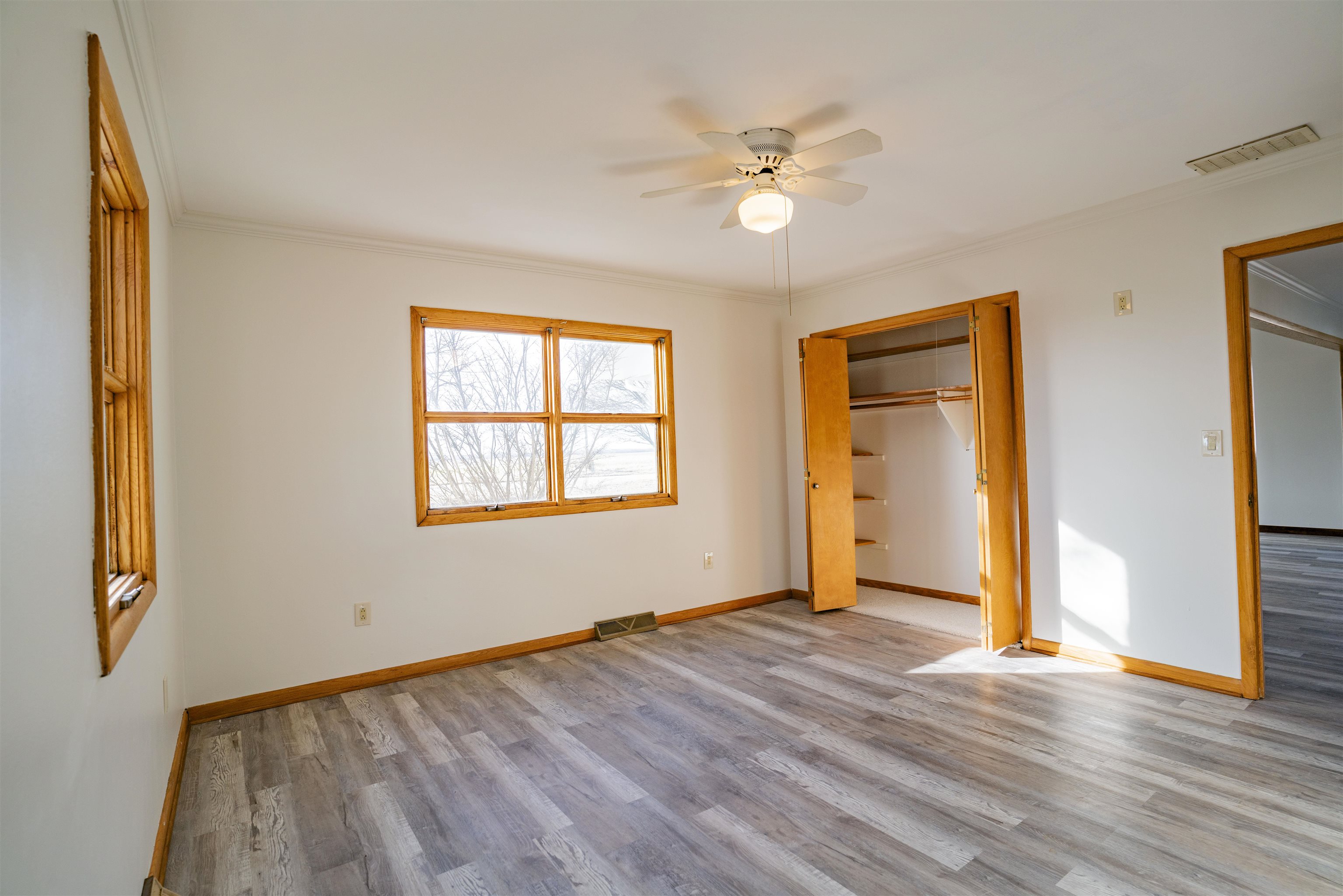 22584 2100 Rd Property Photo 16