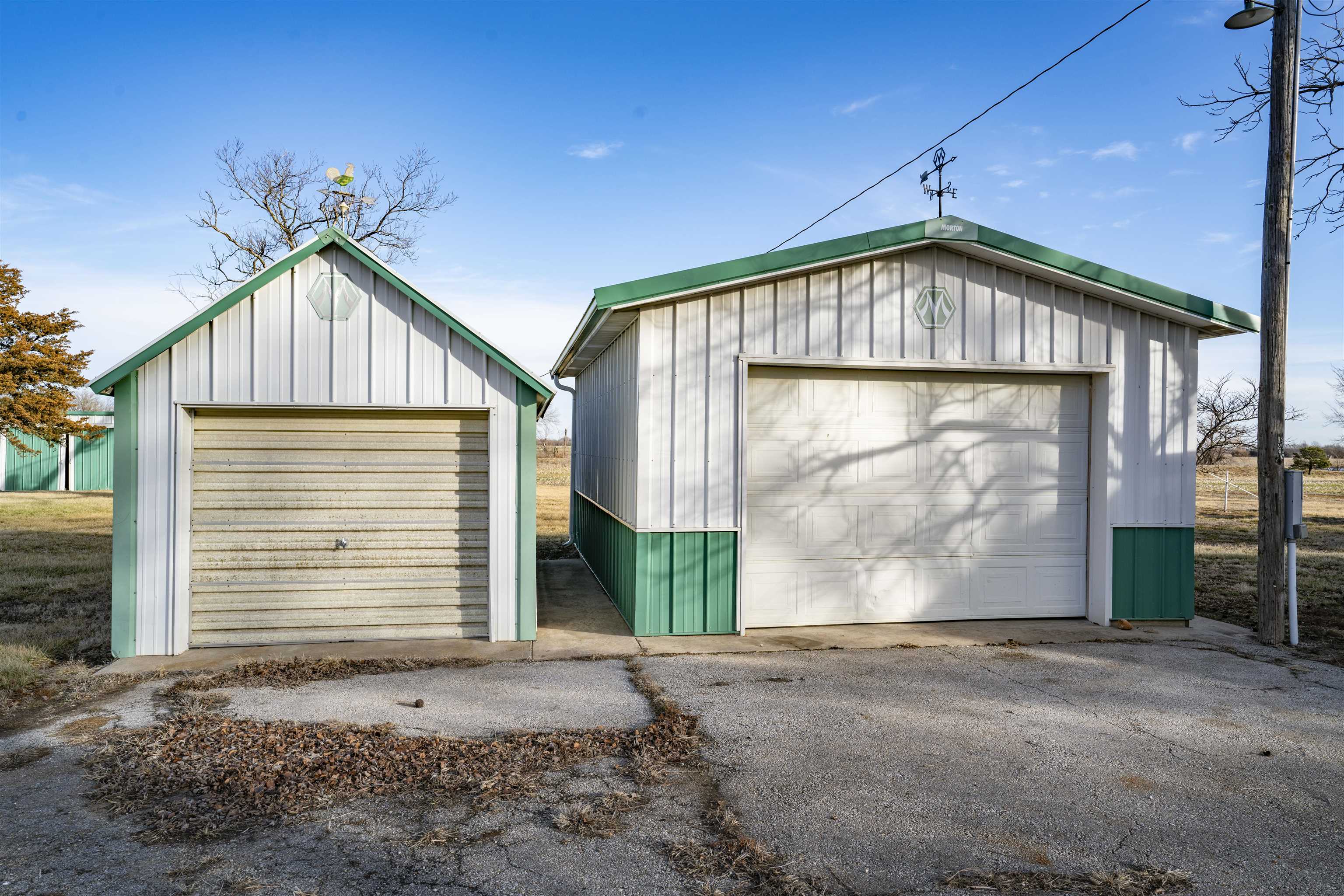 22584 2100 Rd Property Photo 26