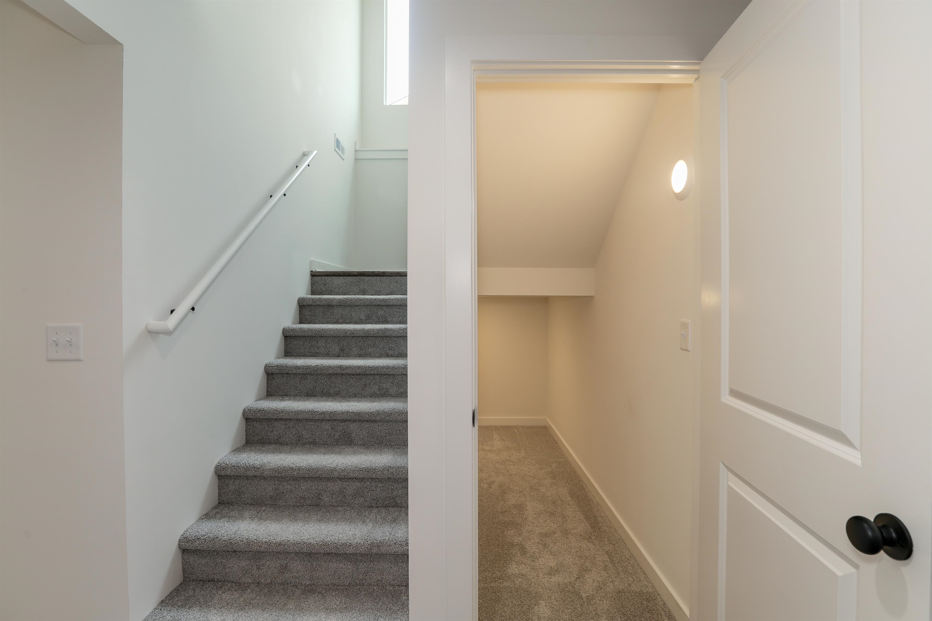 5385-5387 Pinecrest Ct Property Photo 24