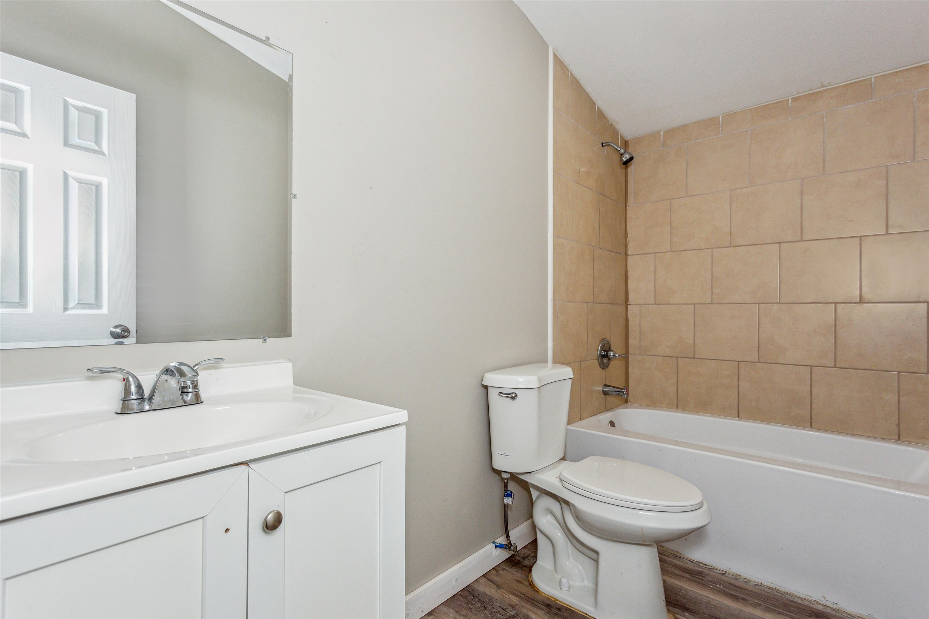 1704 S Santa Fe St Property Photo 15