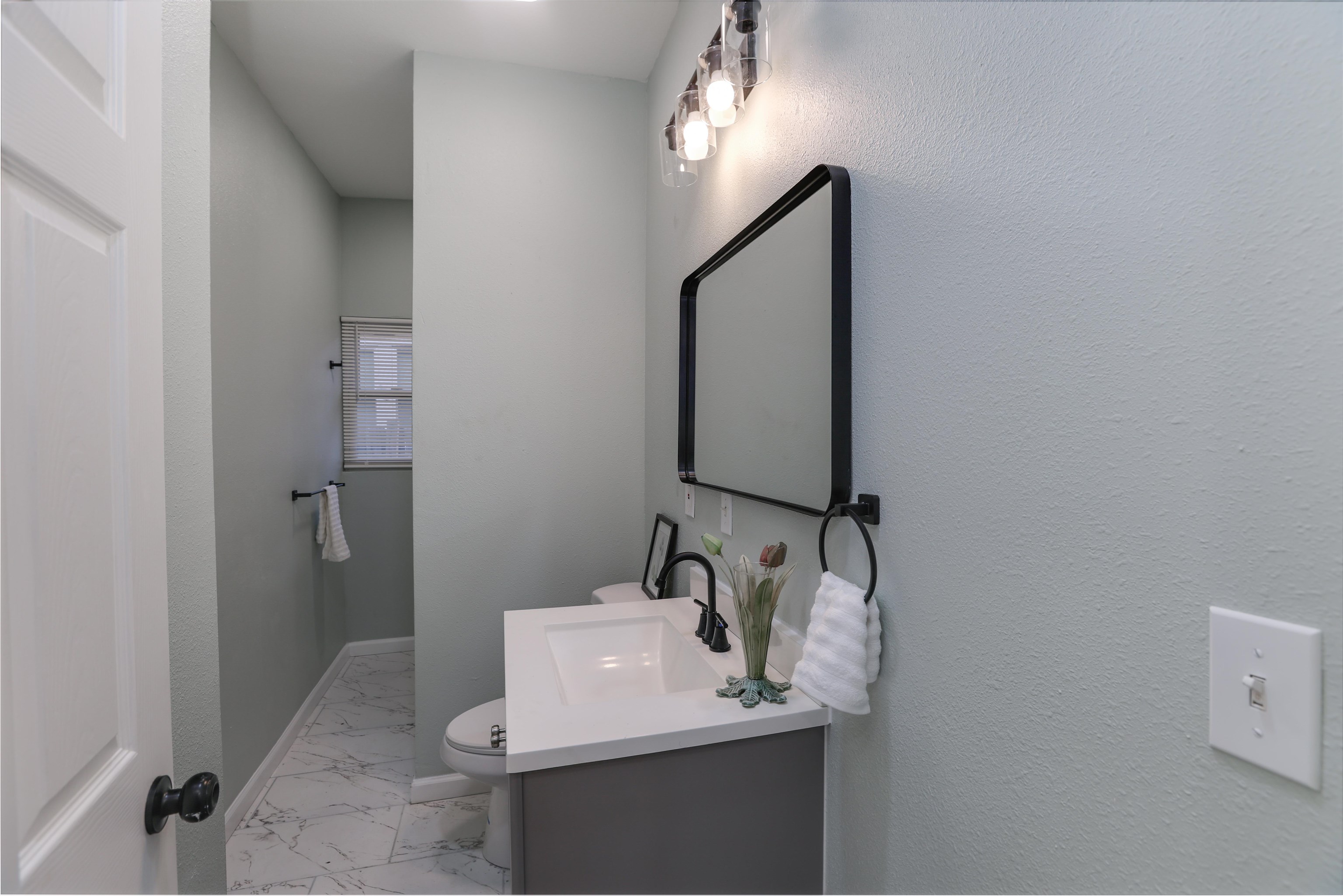 401 N Madison Ave Property Photo 4