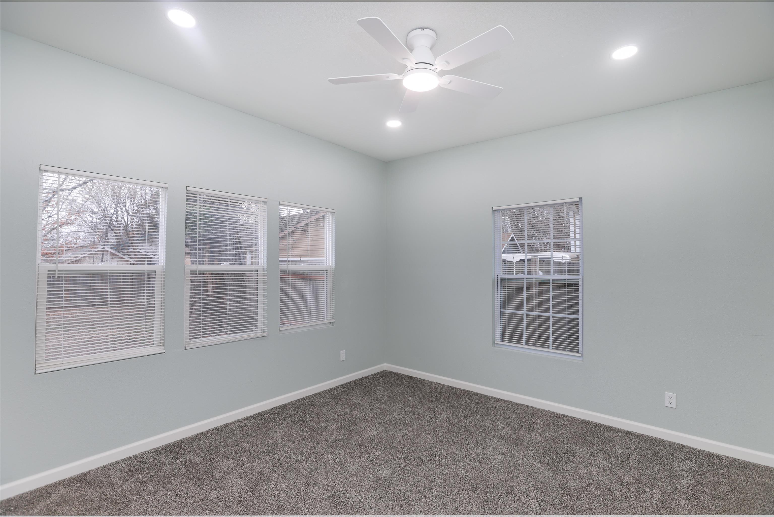 401 N Madison Ave Property Photo 30
