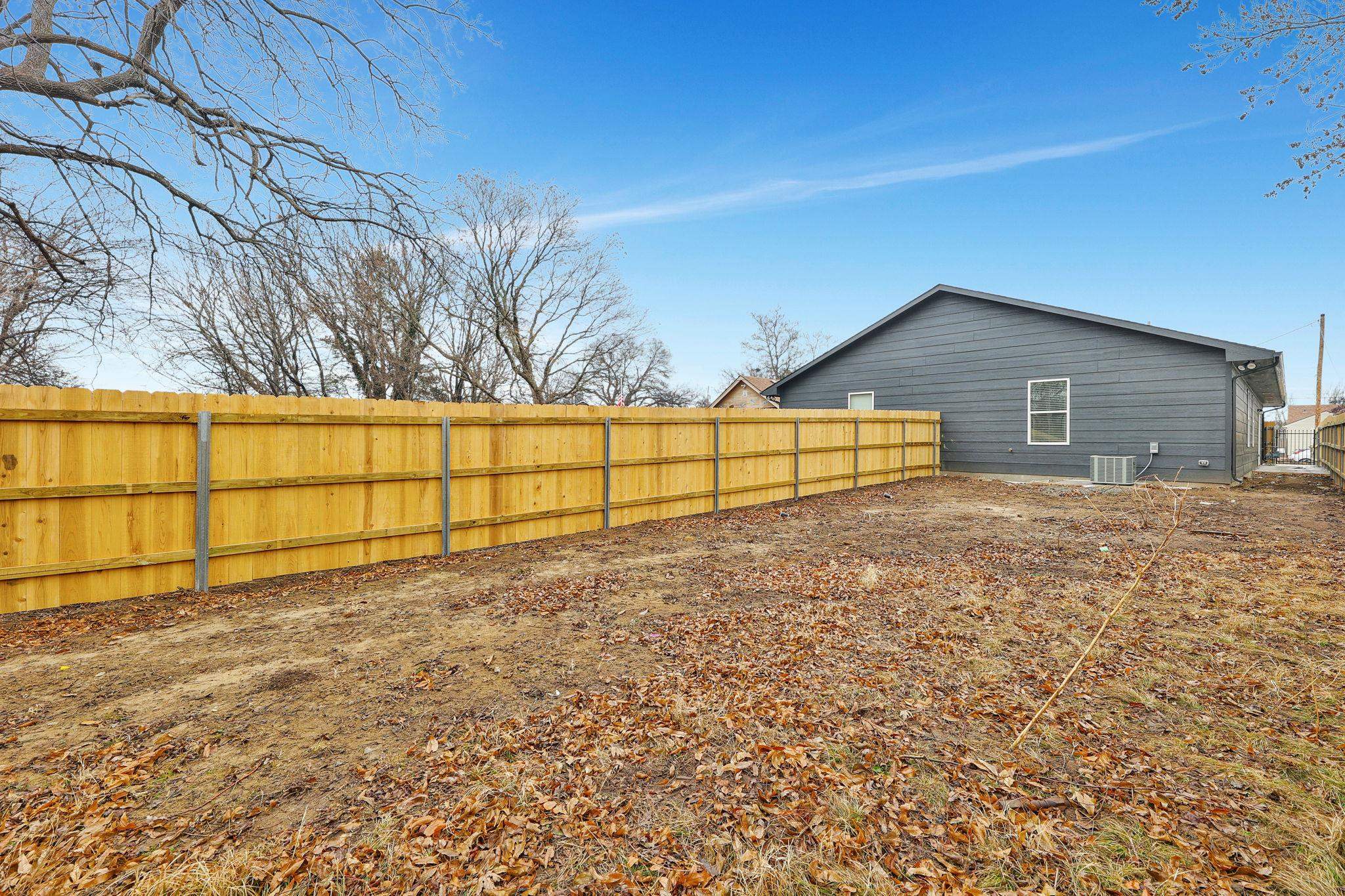 341 N Joann Property Photo 27
