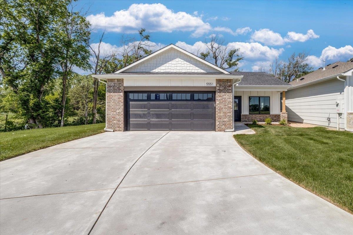 5551 Wandering Way Property Photo 1