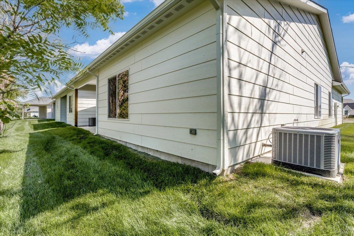 5551 Wandering Way Property Photo 29