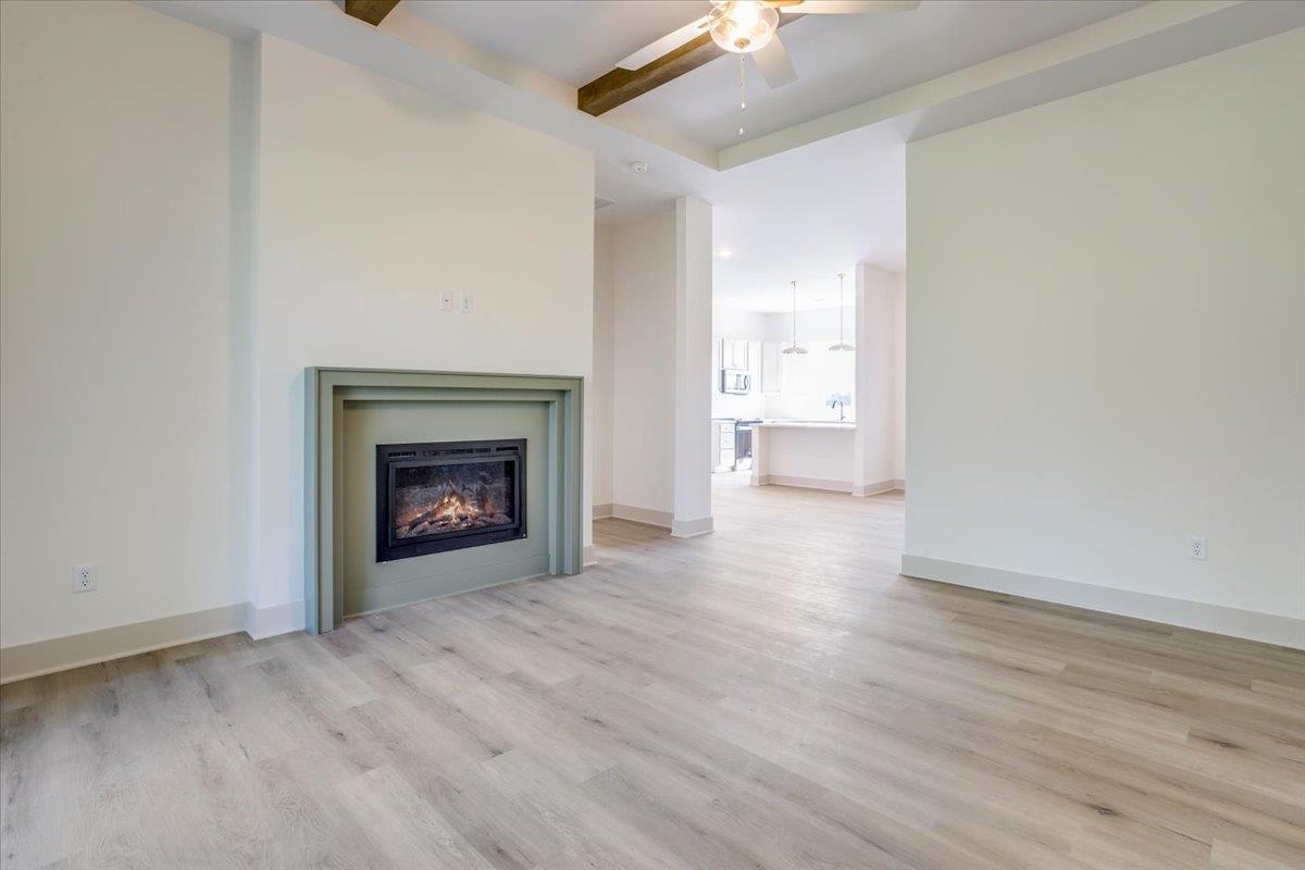 5553 Wandering Way Property Photo 7