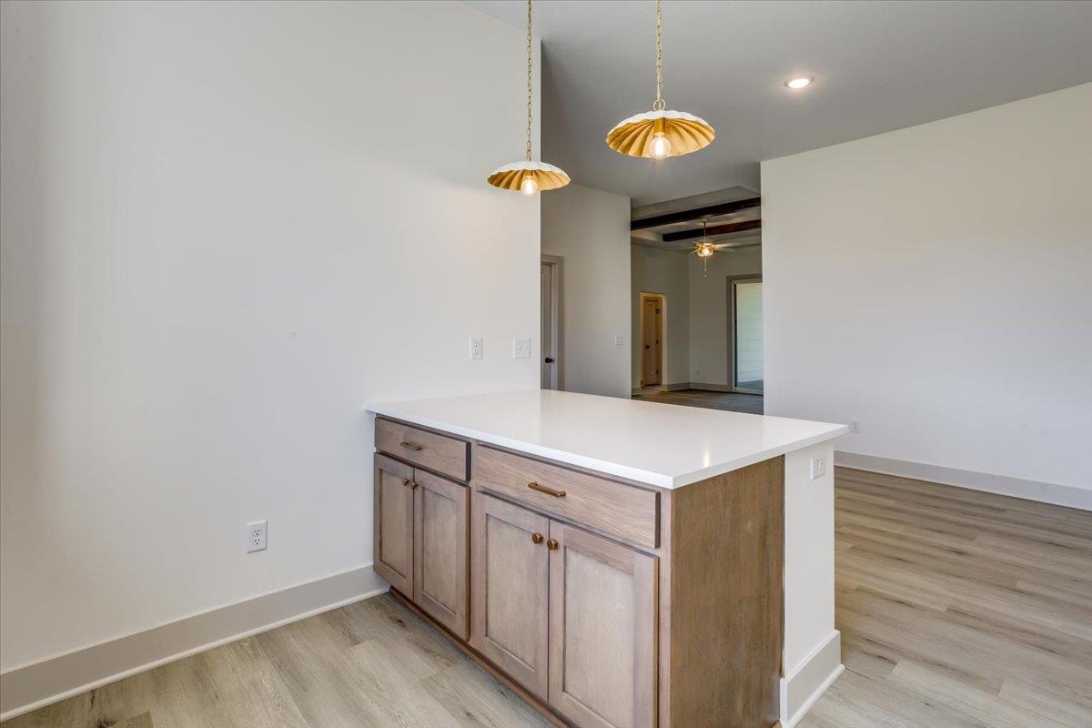 5553 Wandering Way Property Photo 13