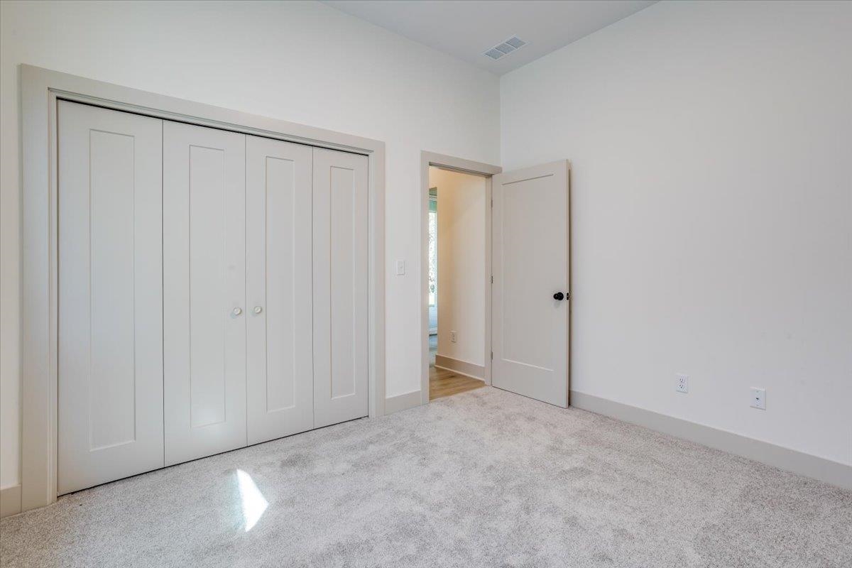 5553 Wandering Way Property Photo 23