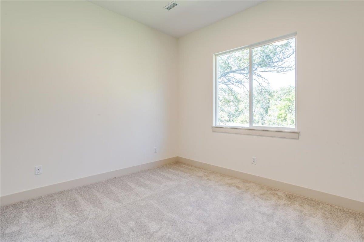 5553 Wandering Way Property Photo 25