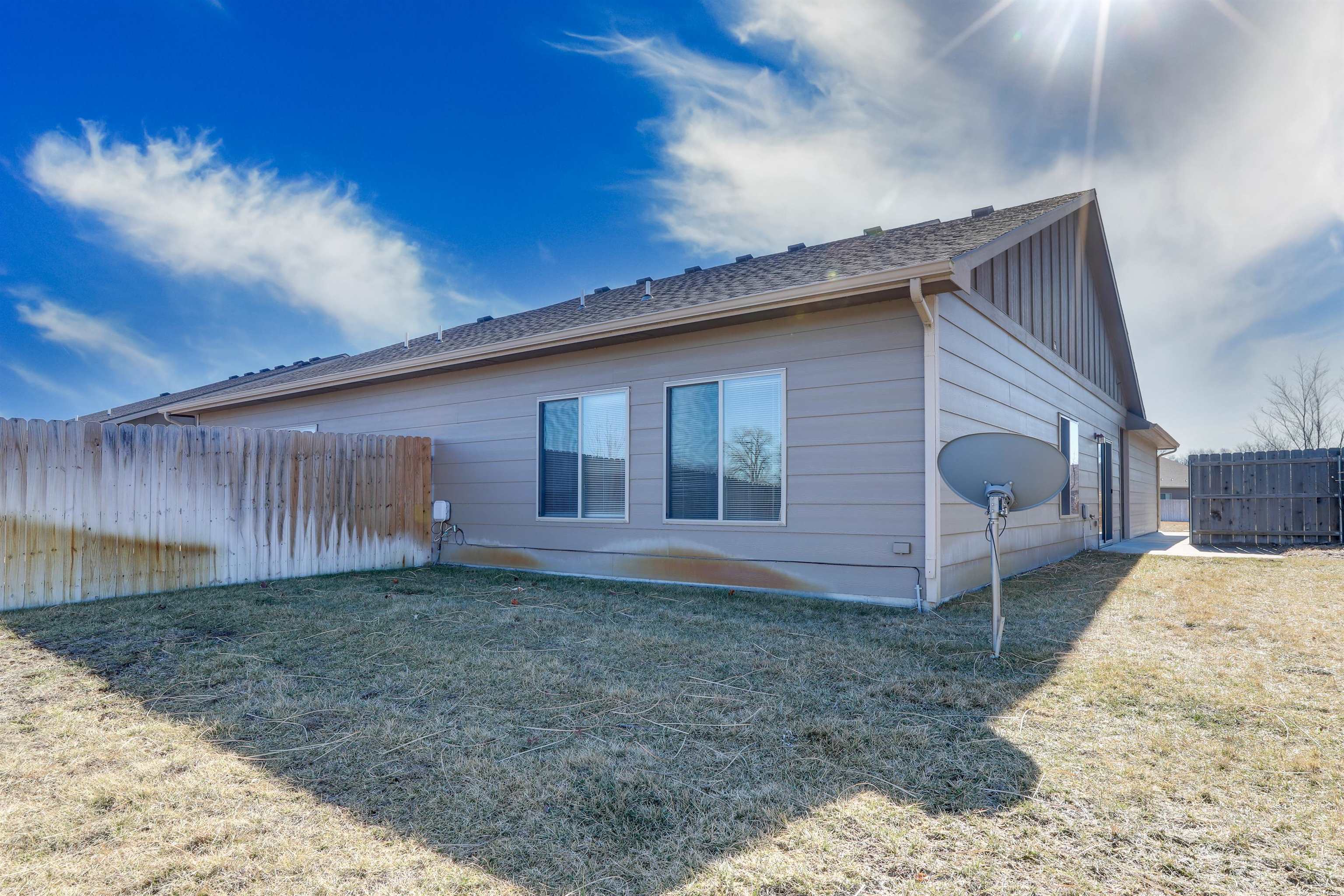 3319-3321 E Aster St Property Photo 5