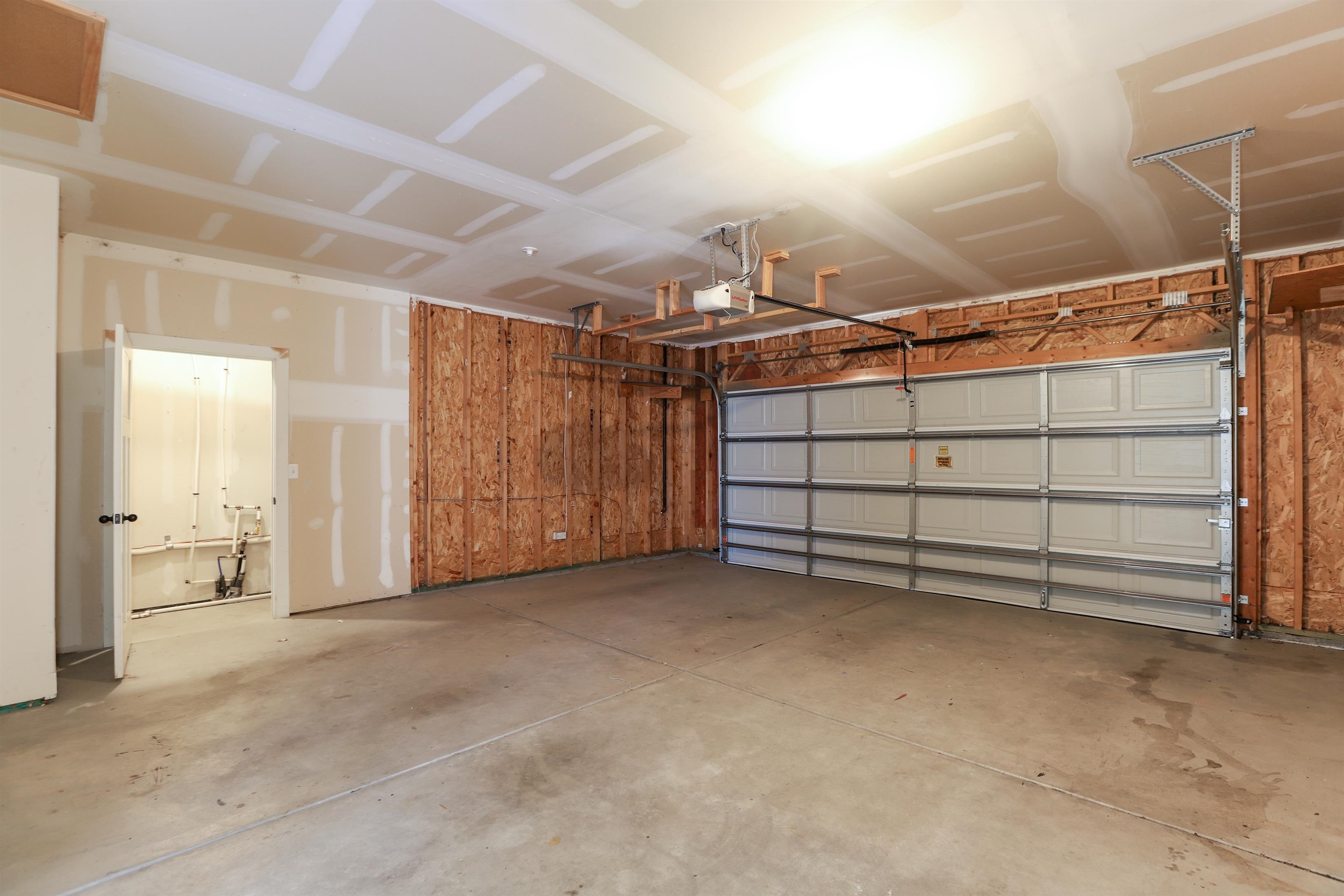 3319-3321 E Aster St Property Photo 7