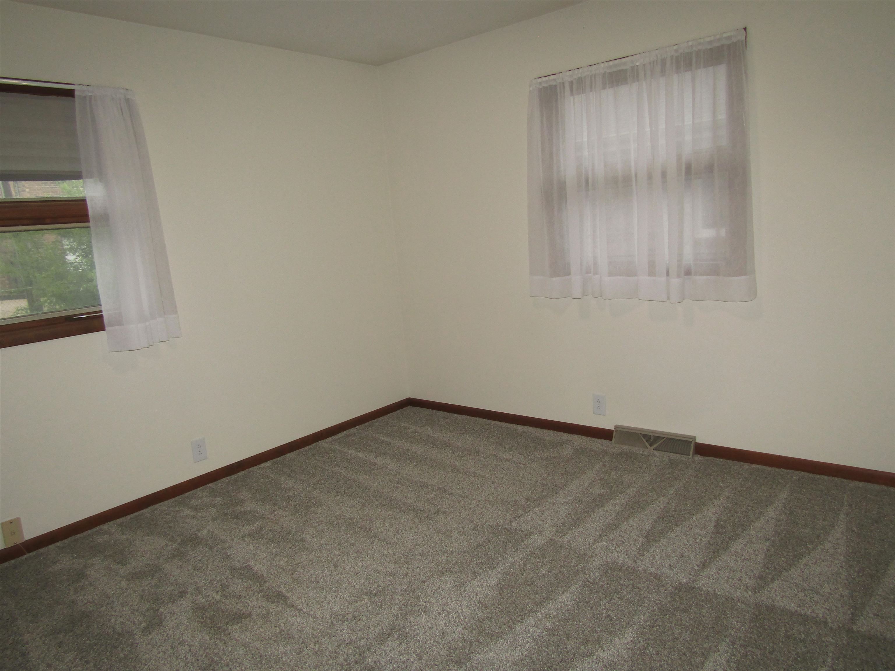 681 Starlight Dr Property Photo 14