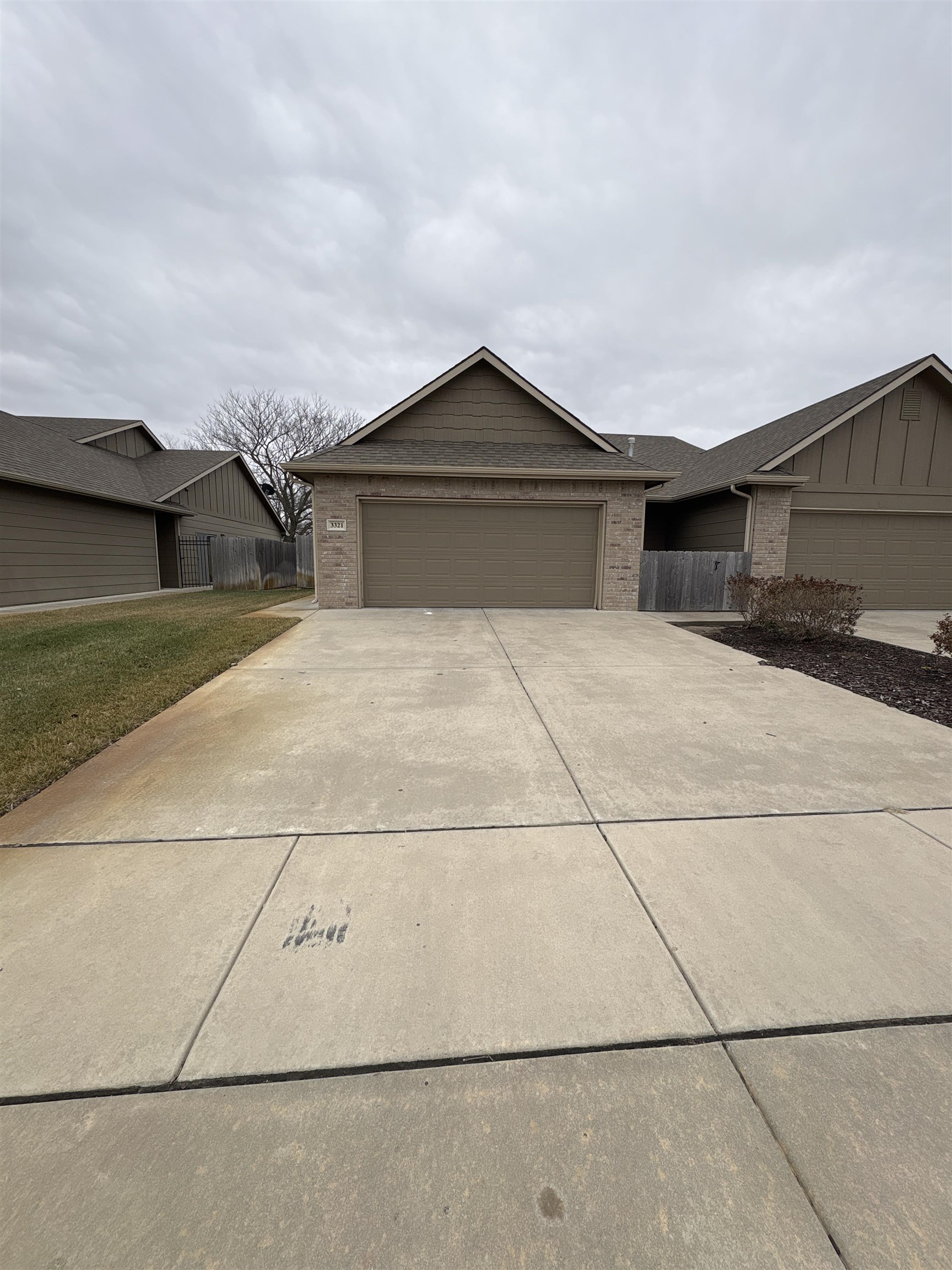 3325-3327 E Aster St Property Photo 15