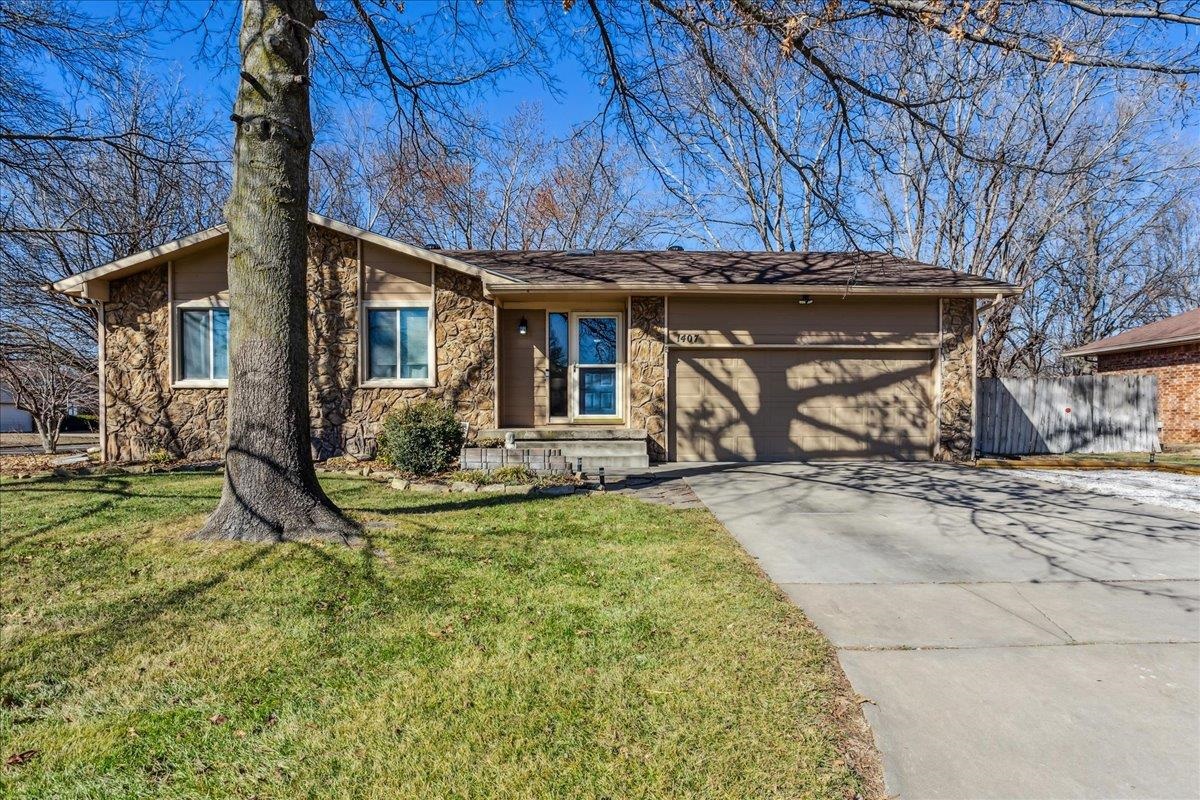 1407 N Fieldcrest Property Photo