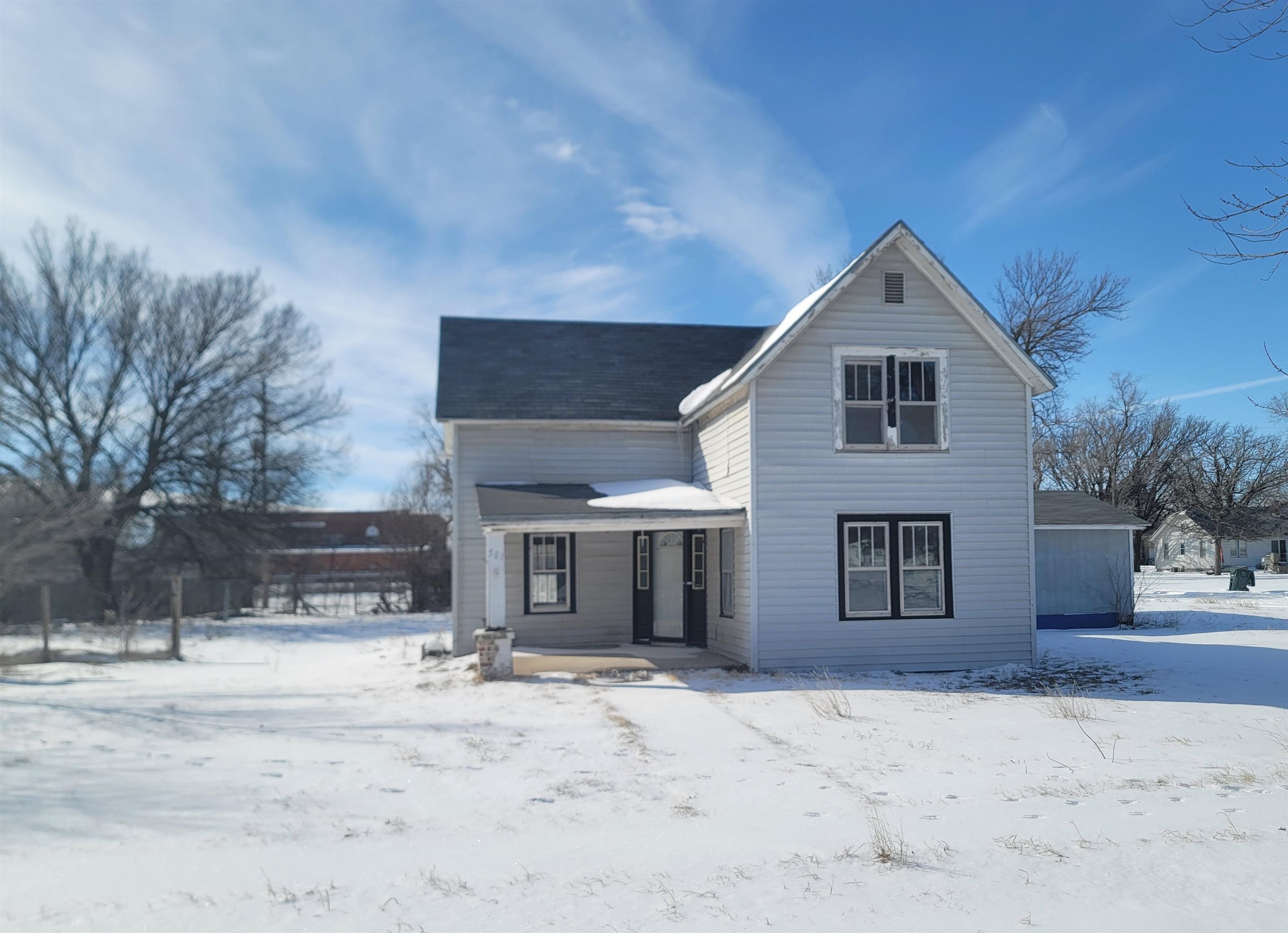 Geneseo Real Estate Listings Main Image