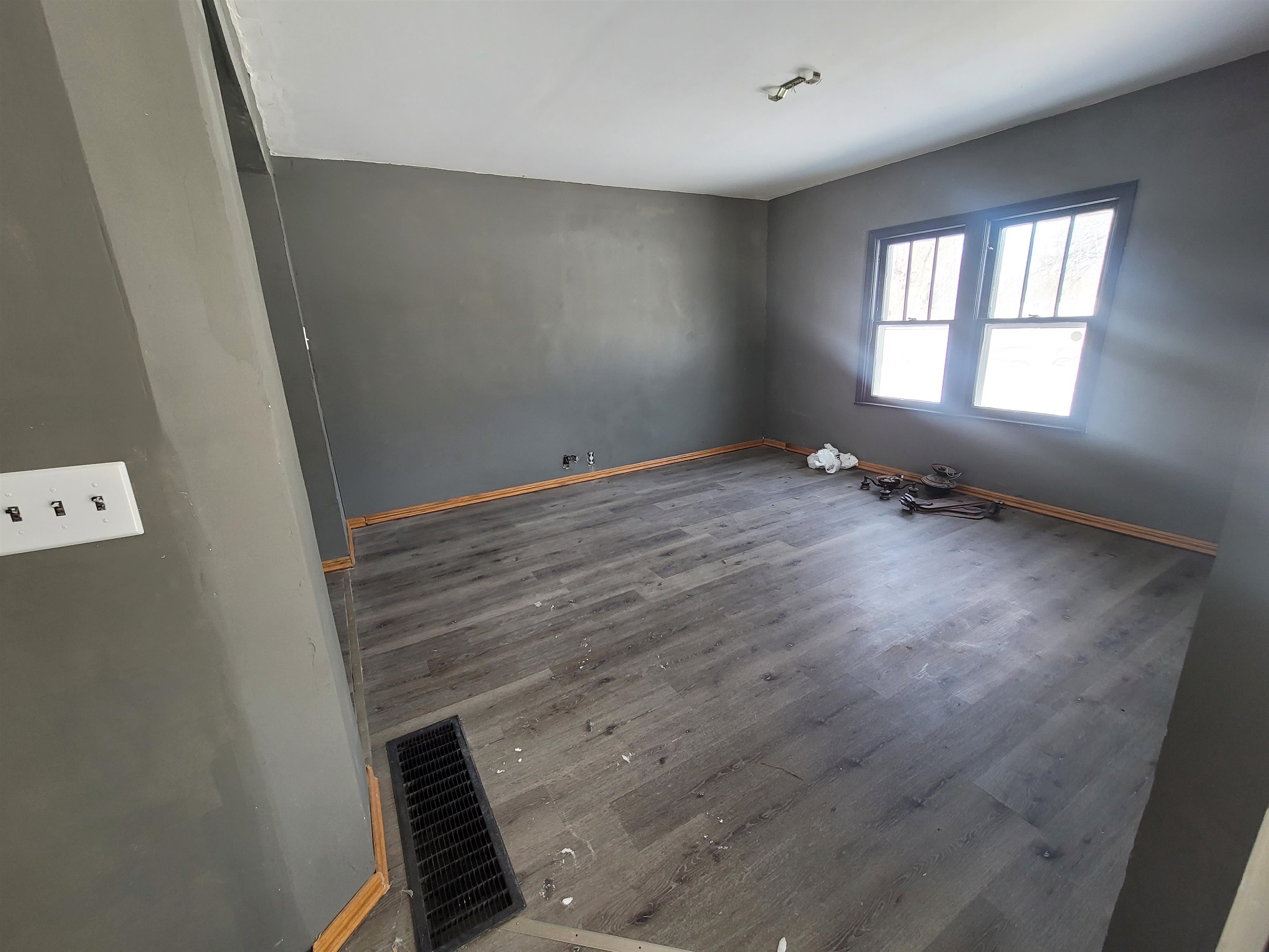 501 8th St Property Photo 5