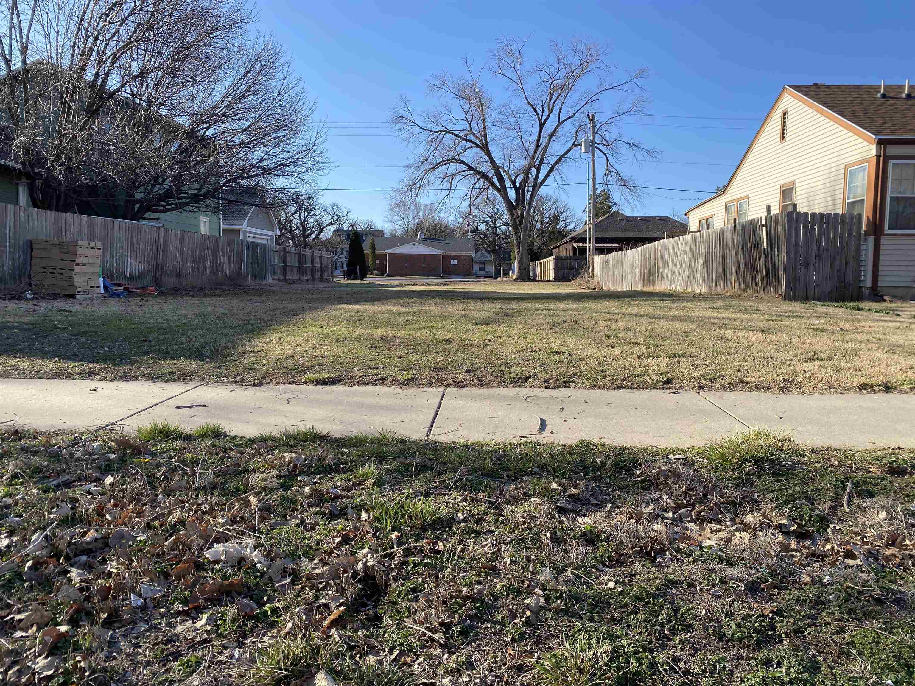 618 Johnstown Ave Property Photo