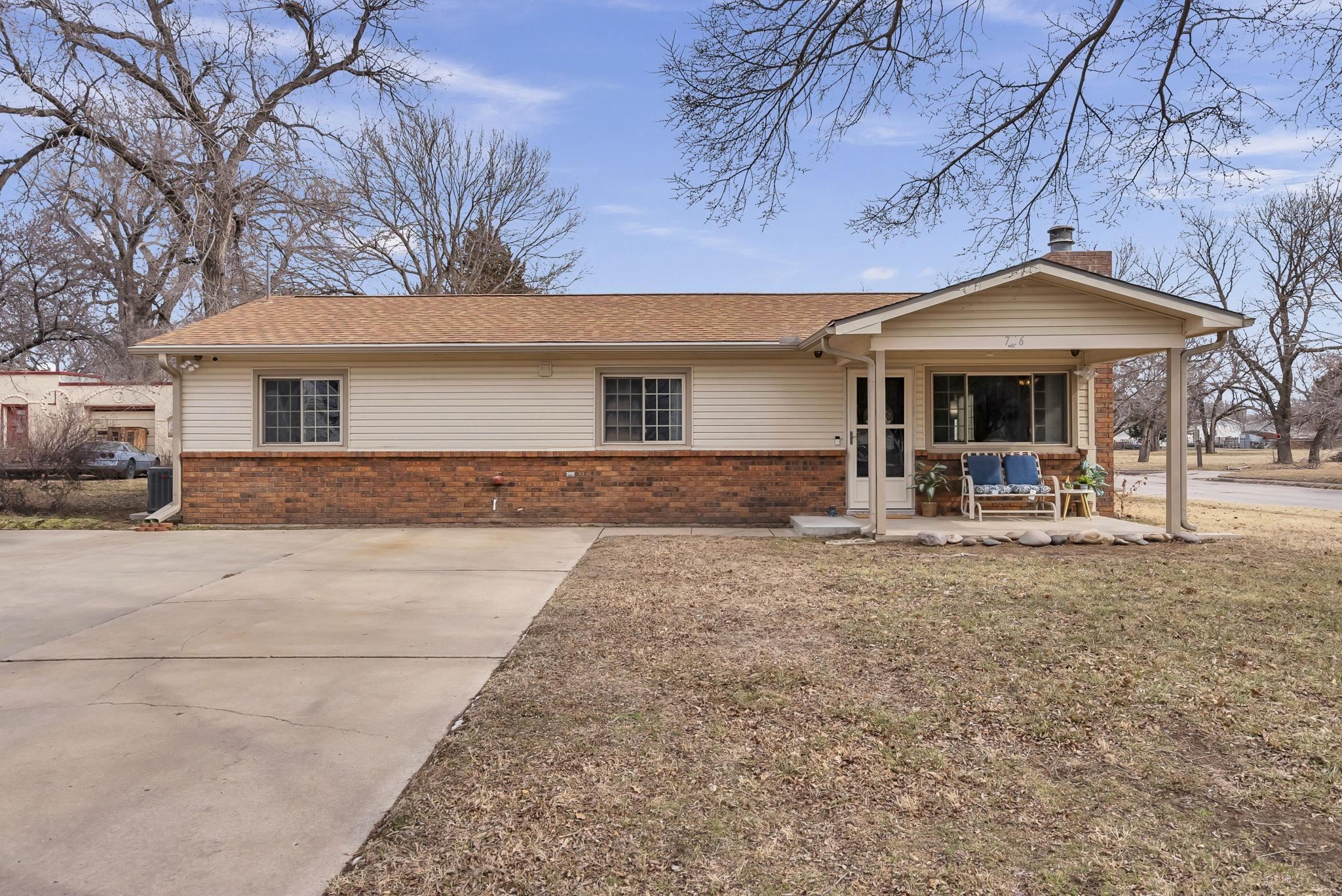 Sim Park Gardens Real Estate Listings Main Image