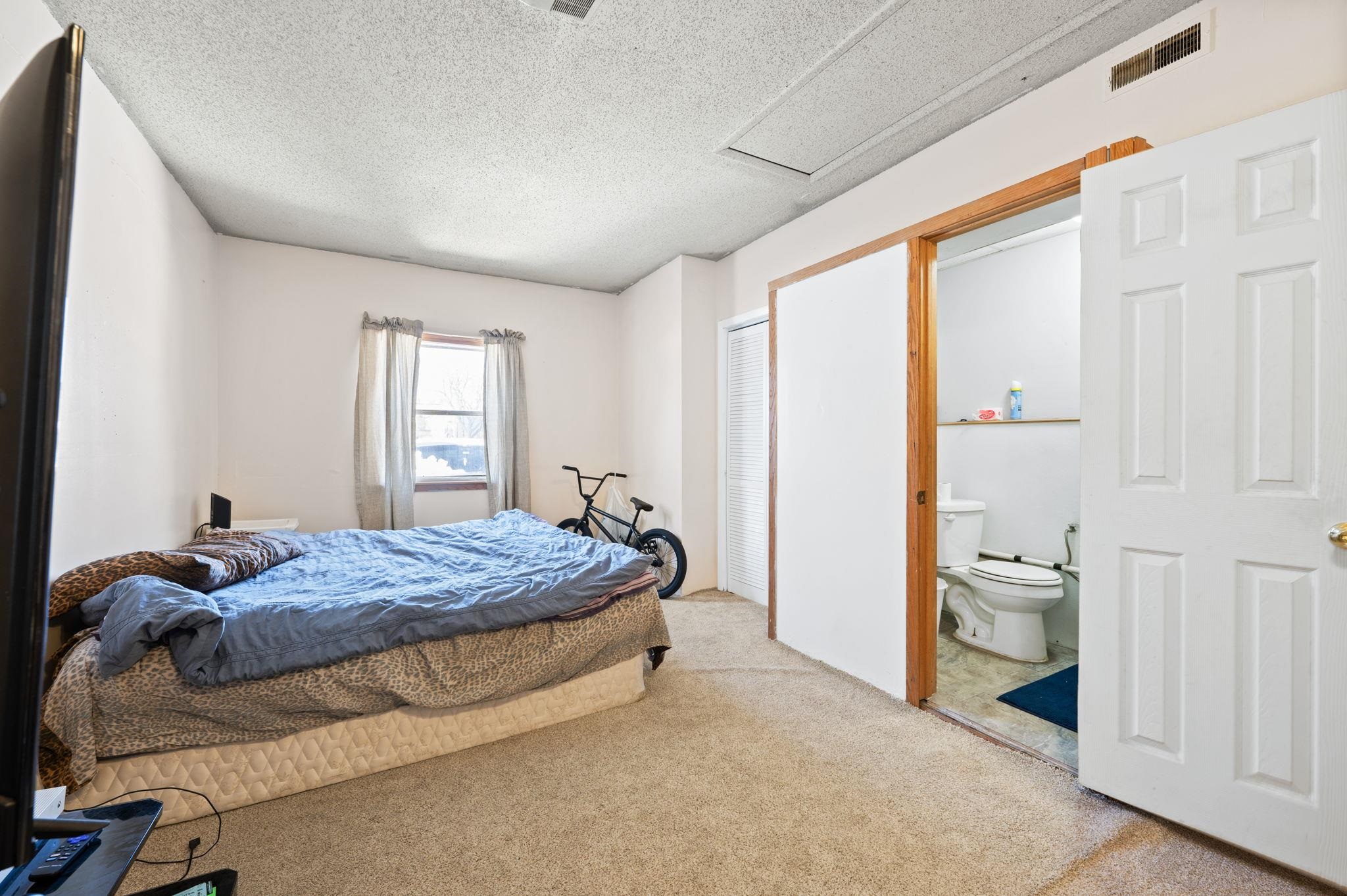 1302 S Topeka Property Photo 14