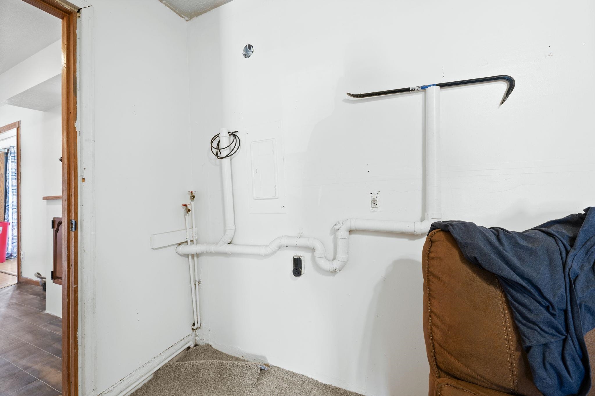 1302 S Topeka Property Photo 17