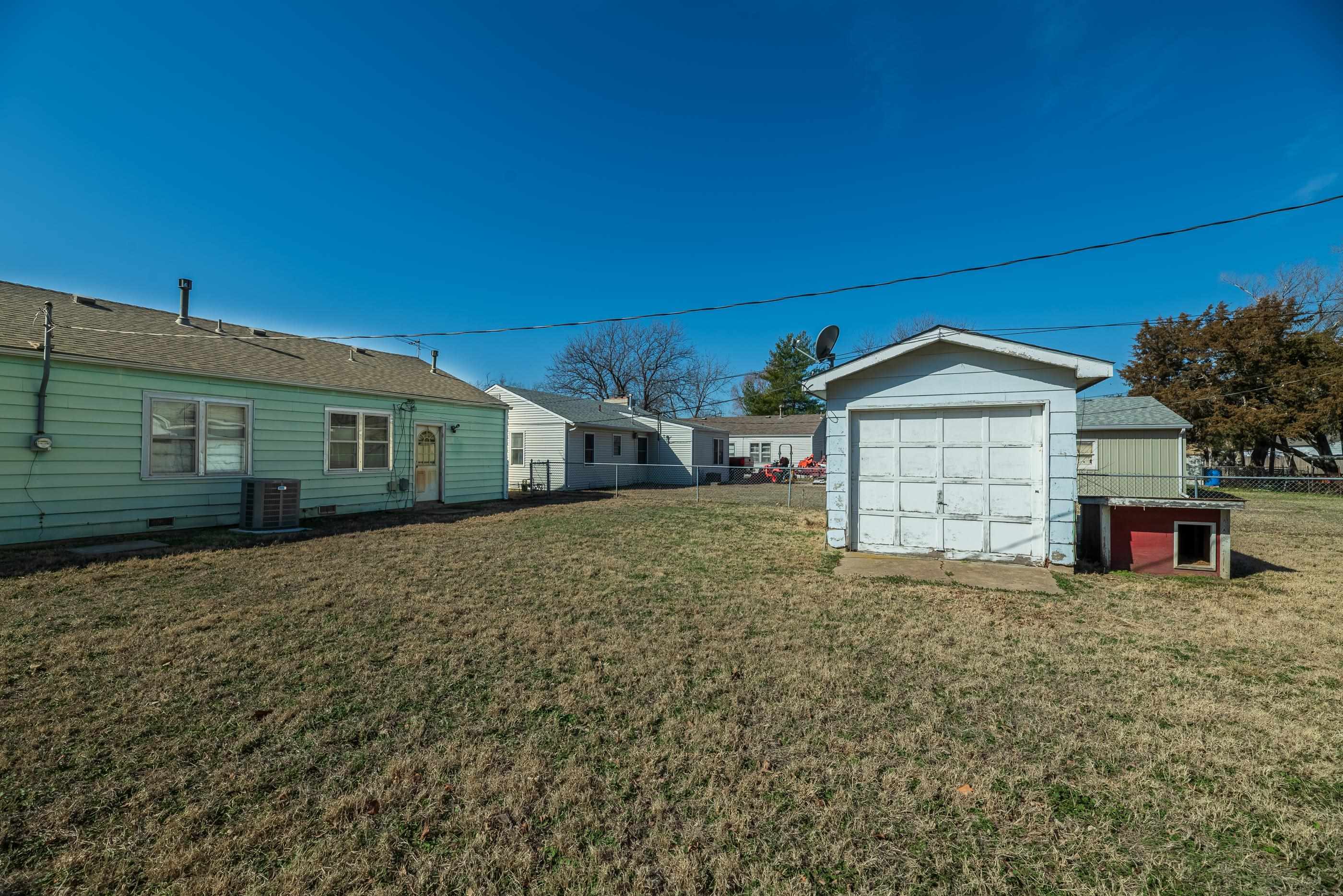 1218 W Calvert St. Property Photo 19