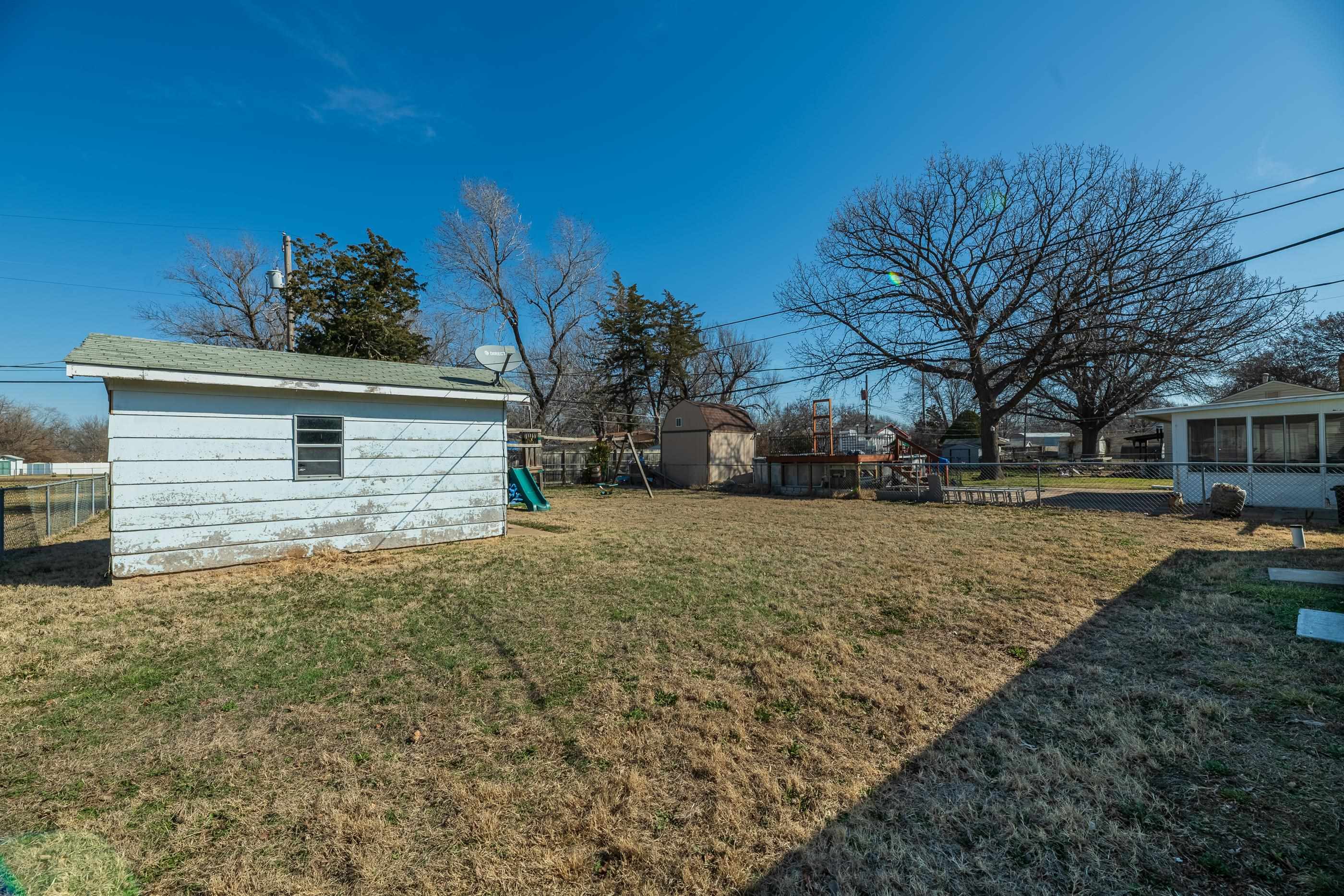 1218 W Calvert St. Property Photo 21