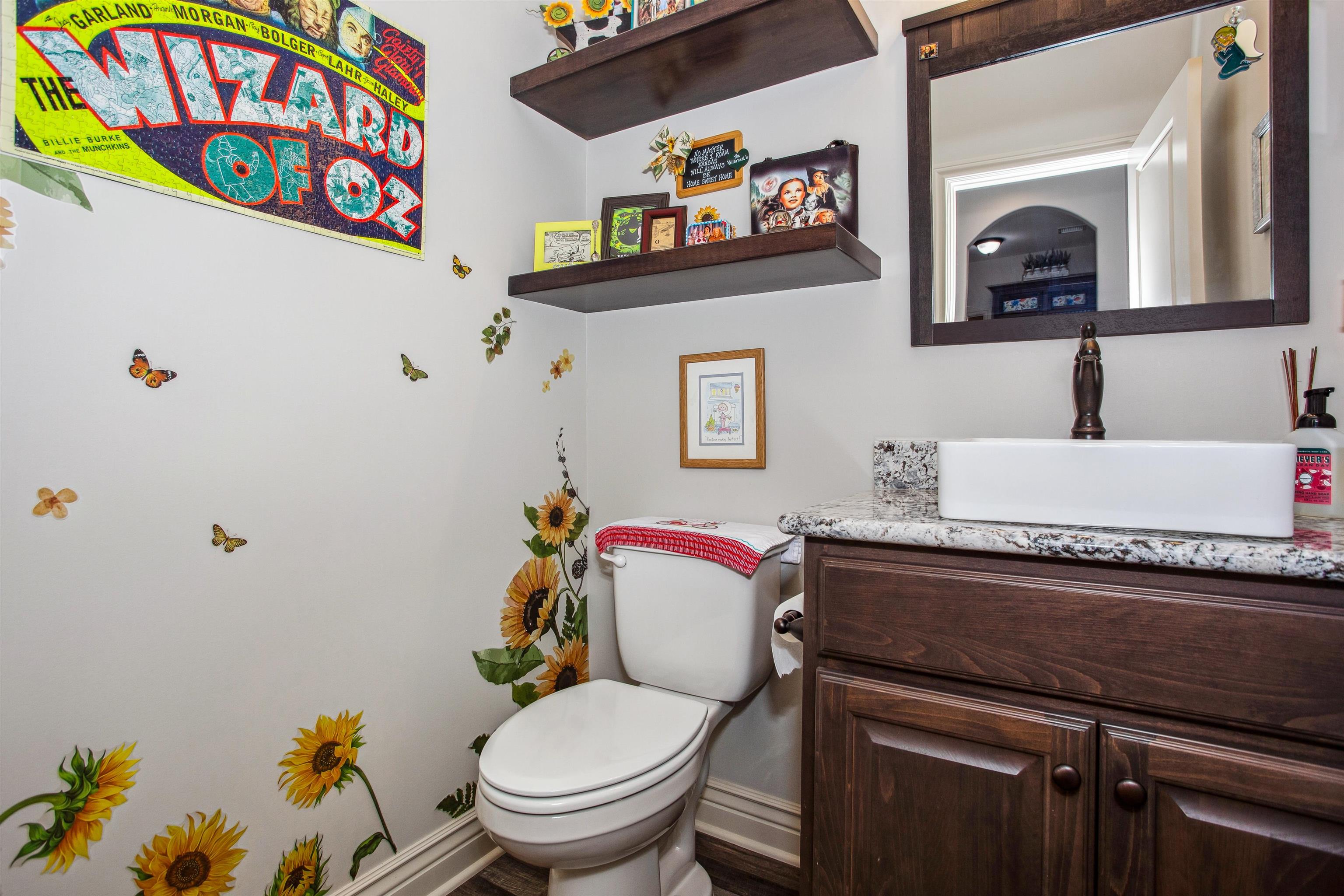 1308 S Canyon St Property Photo 23