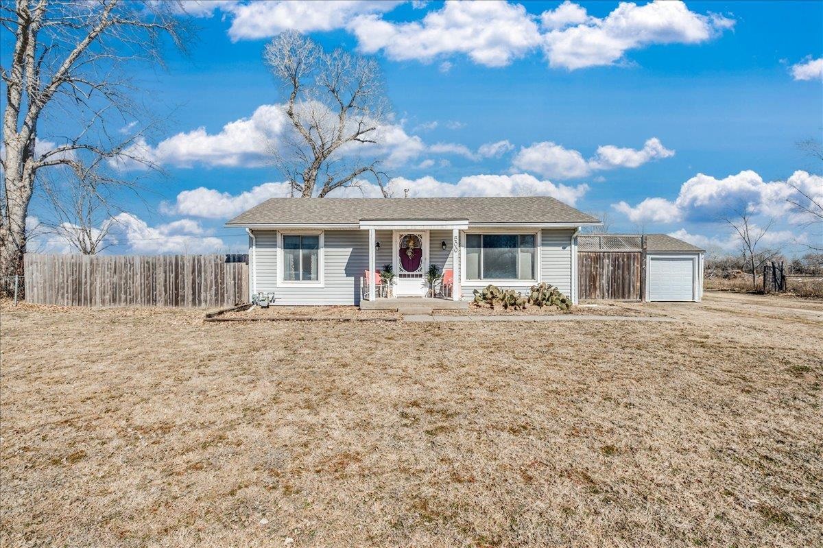 500 W Sunrise Dr Property Photo