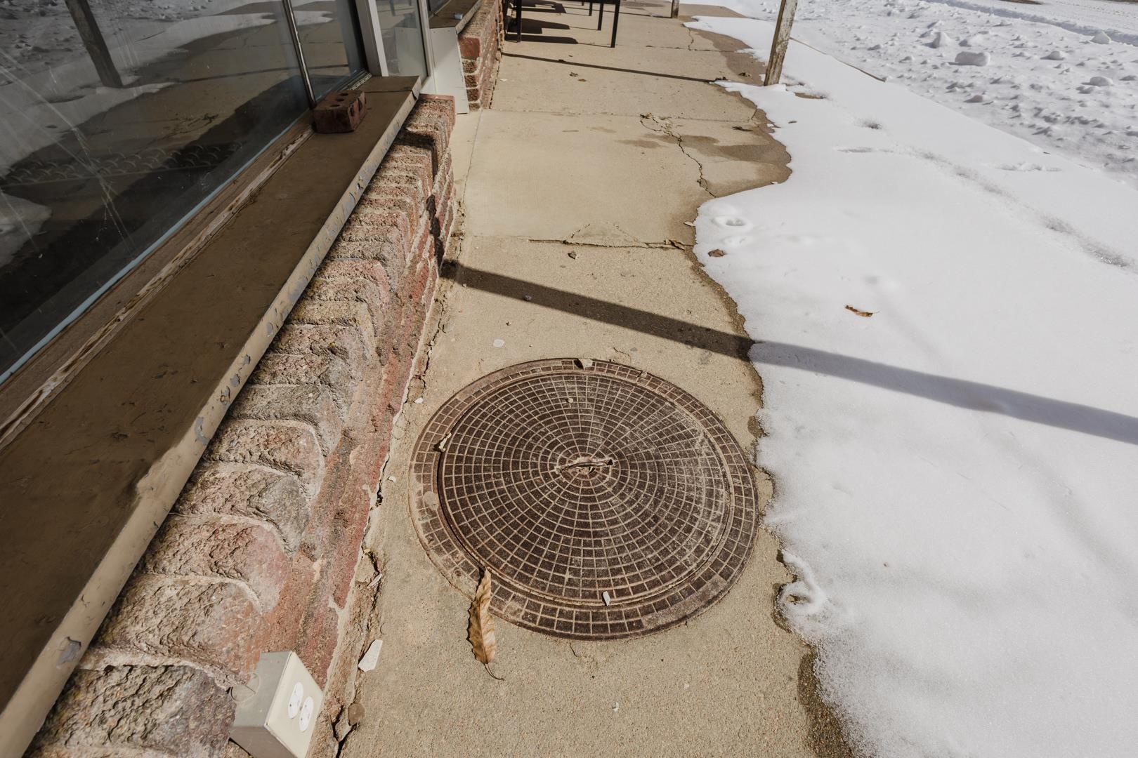 112 E Marshall Ave Property Photo 28