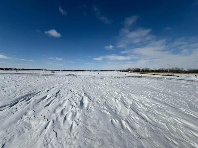 Lot 4 Block E Prairie Lakes Property Photo 3