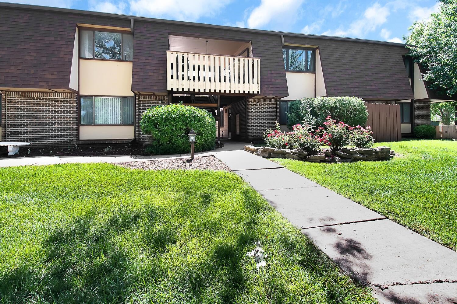 1500 E 10th Unit C-9 Property Photo