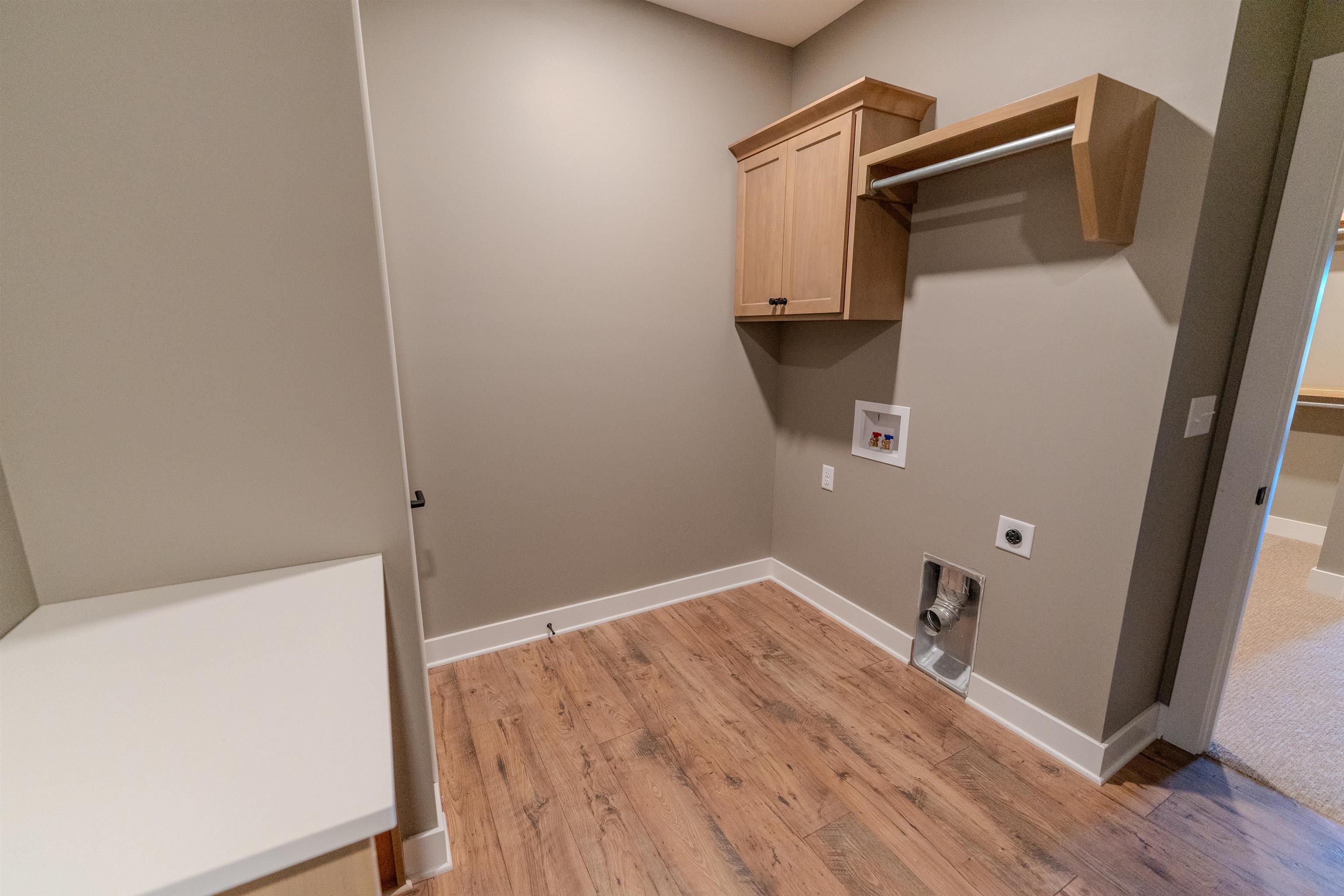 4542 N Sandkey St Property Photo 5