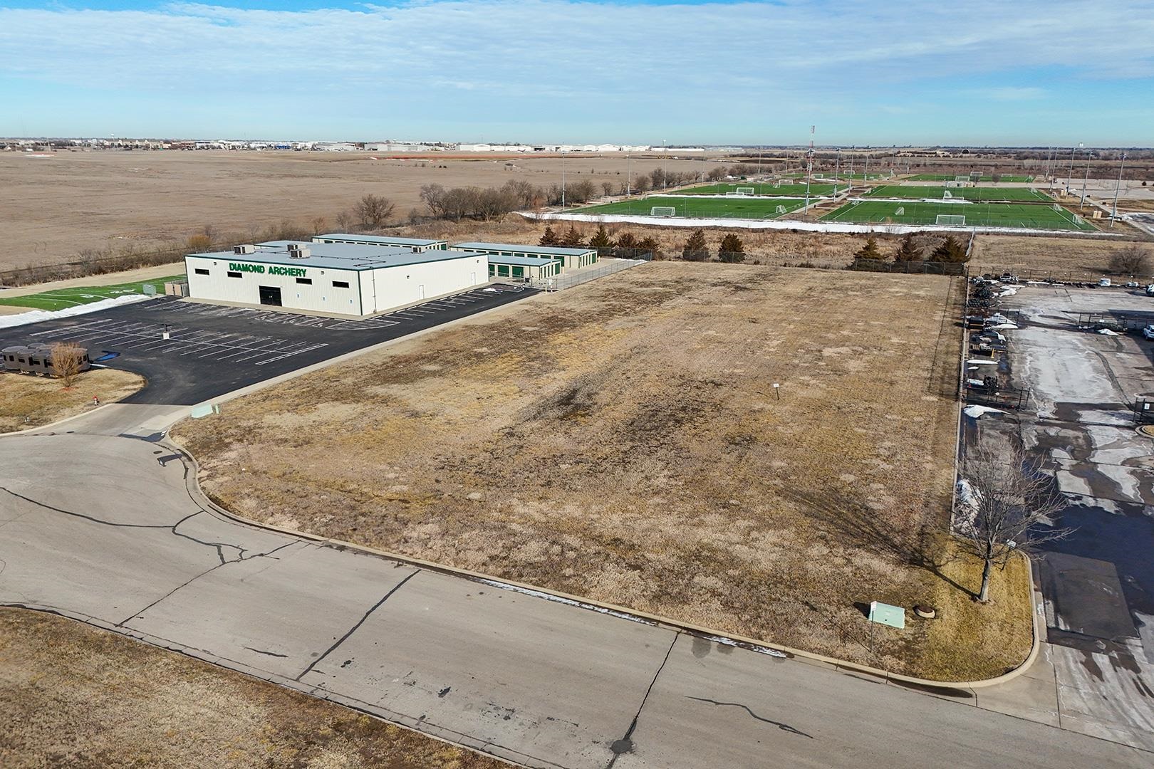 1.93 Acres E 26th Circle N Property Photo 5