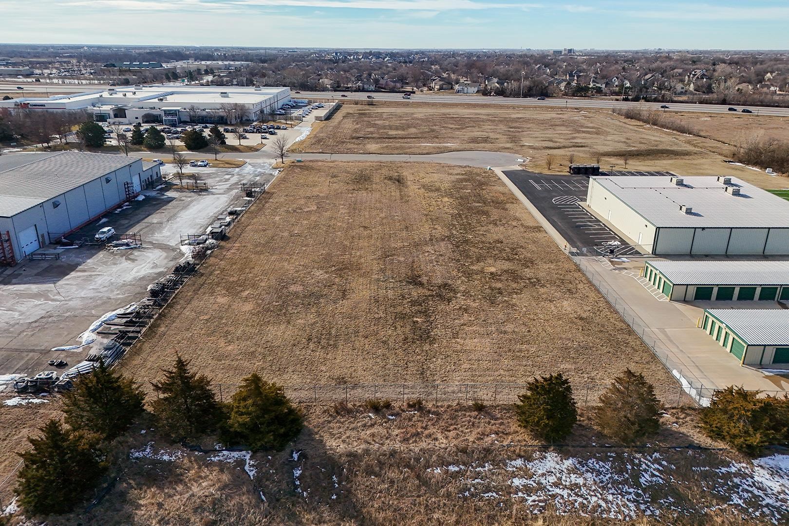 1.93 Acres E 26th Circle N Property Photo 7
