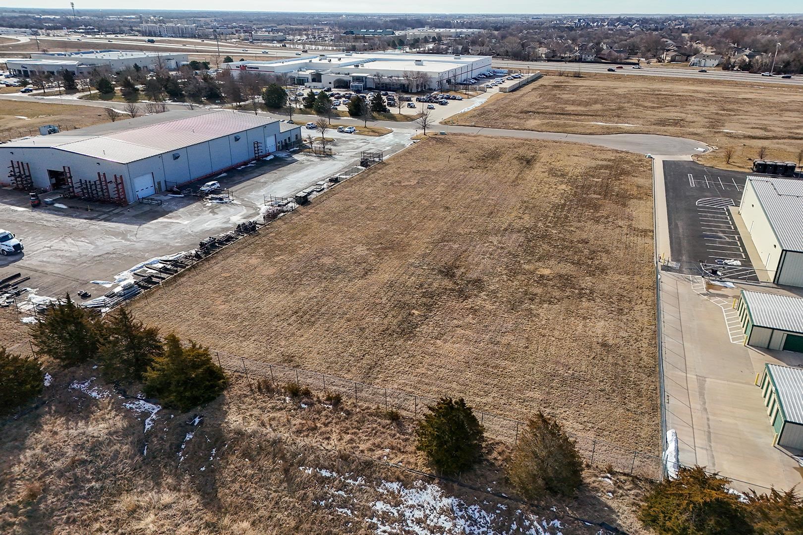 1.93 Acres E 26th Circle N Property Photo 8