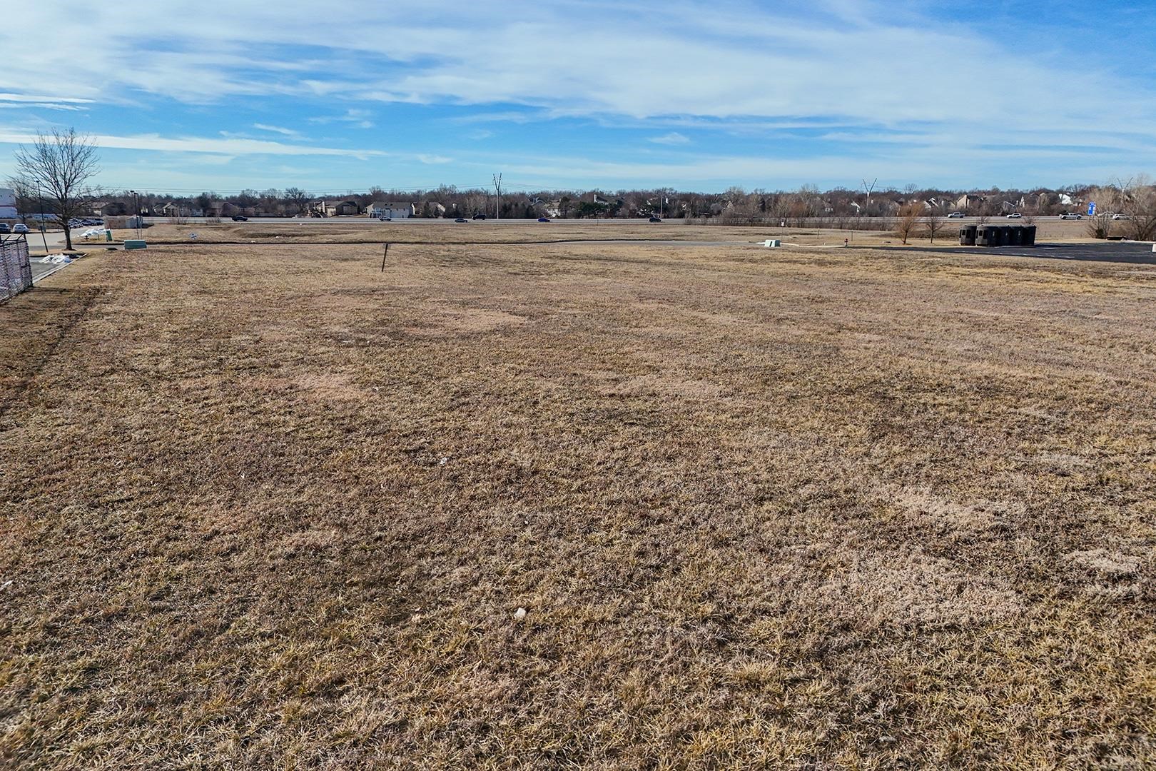 1.93 Acres E 26th Circle N Property Photo 11