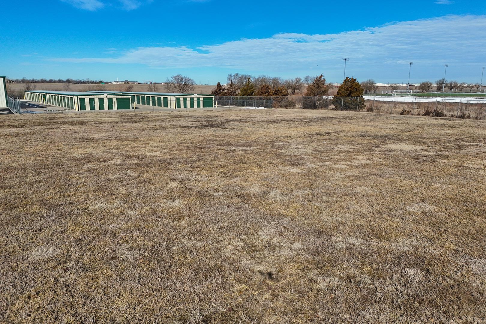 1.93 Acres E 26th Circle N Property Photo 12
