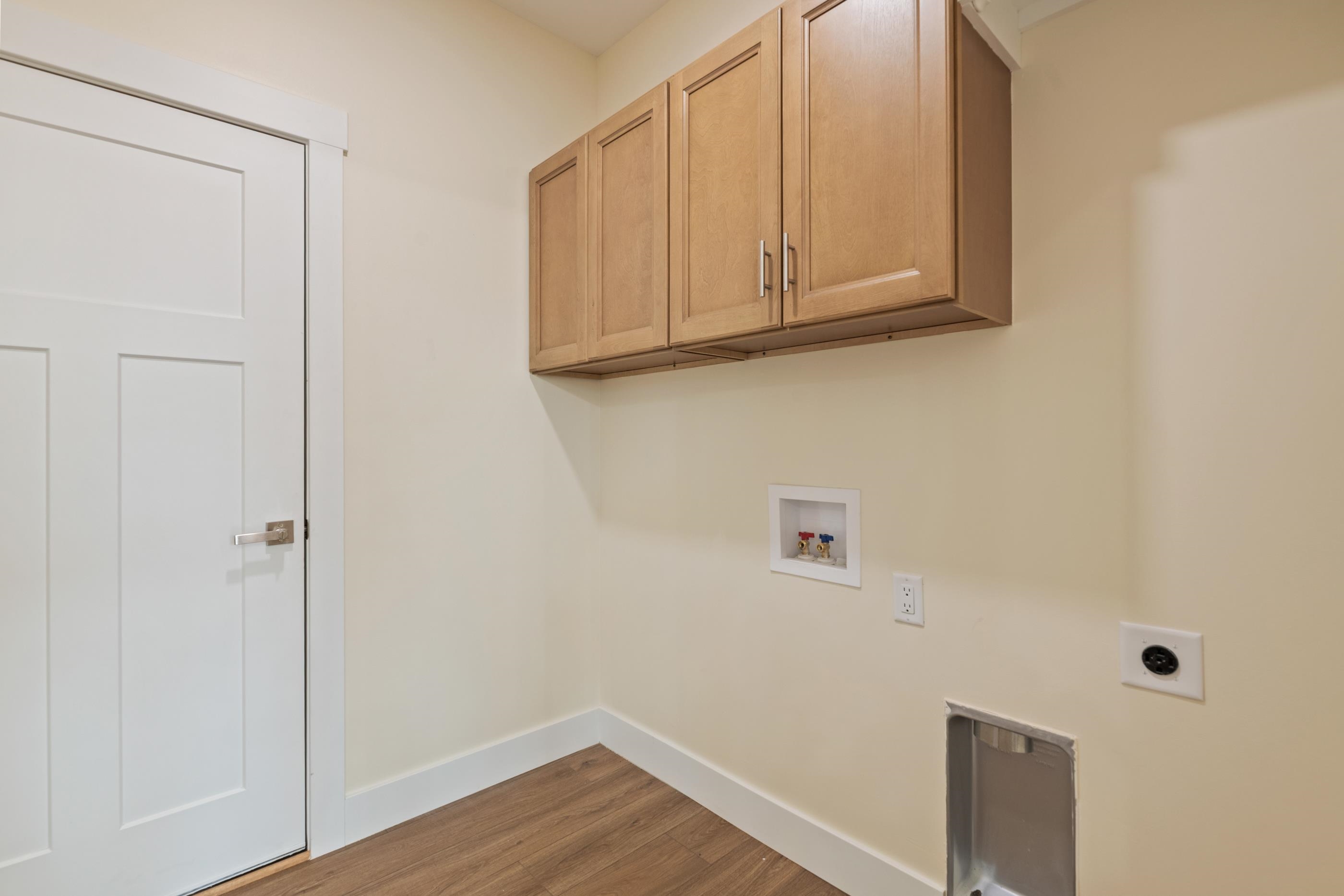 1217 E Park Glen Ct Property Photo 23