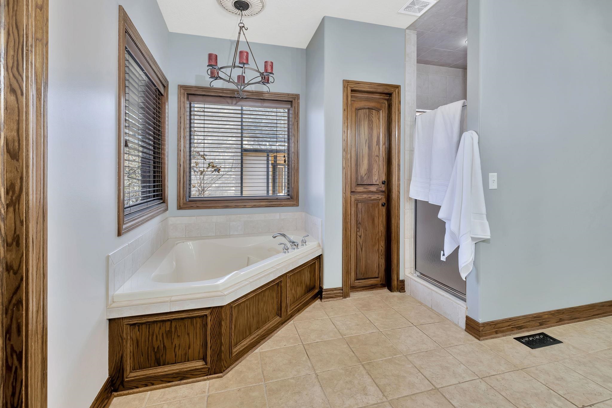 1509 N Rocky Creek Rd Property Photo 18