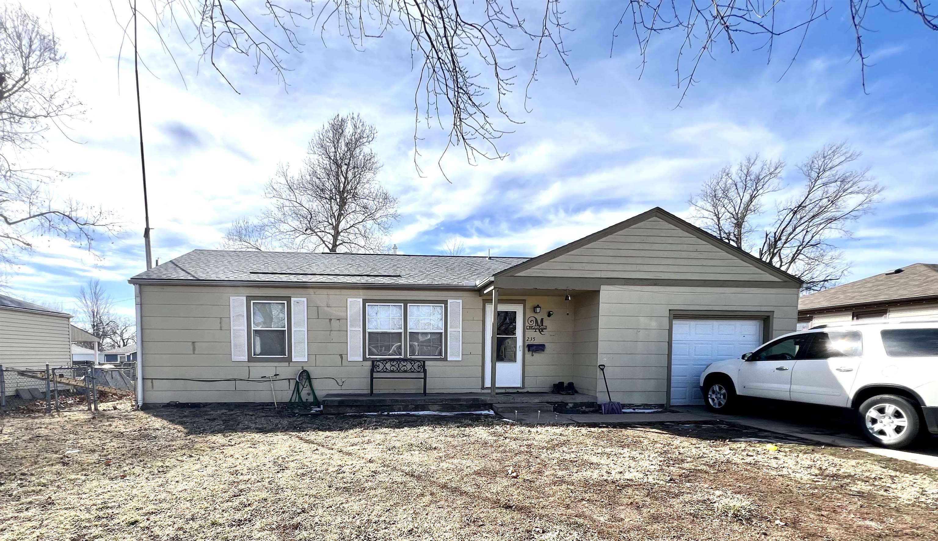 235 Virginia Ave Property Photo