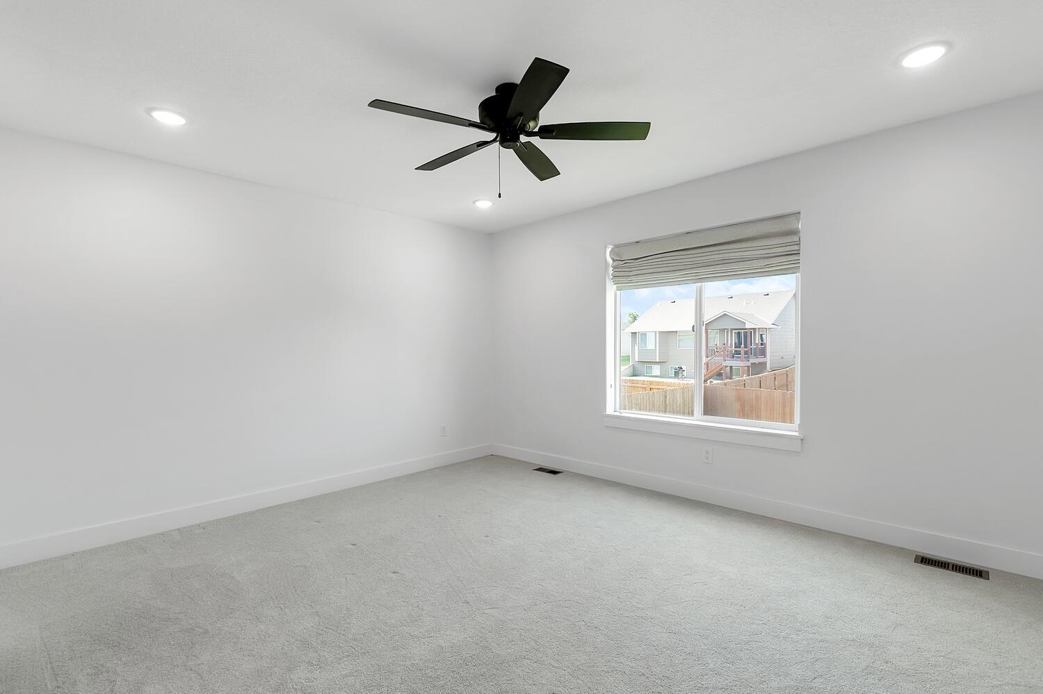 8617 E Chris St Property Photo 12