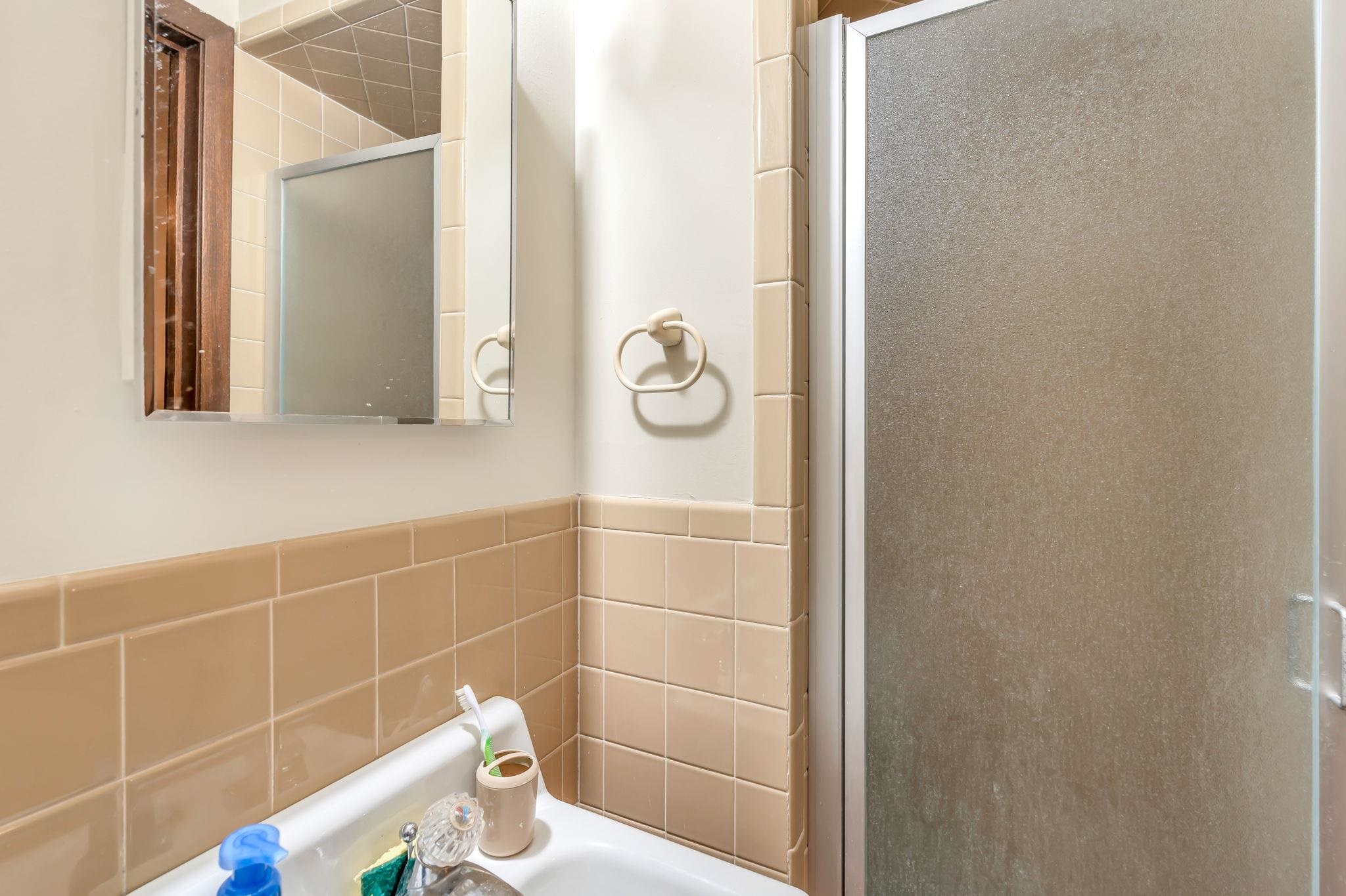 641-643 N Country Acres Property Photo 9